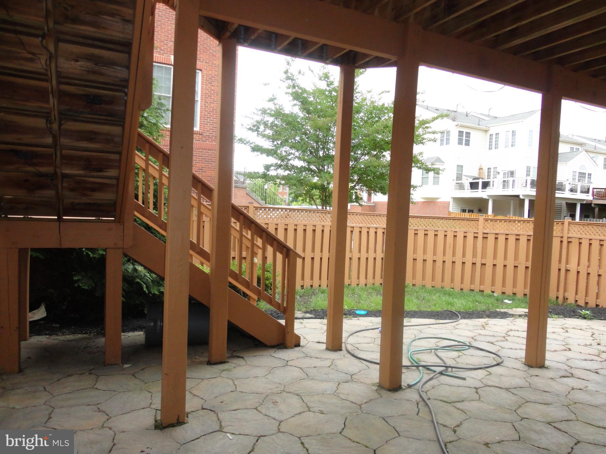 SOUTH RIDING - Residential Lease