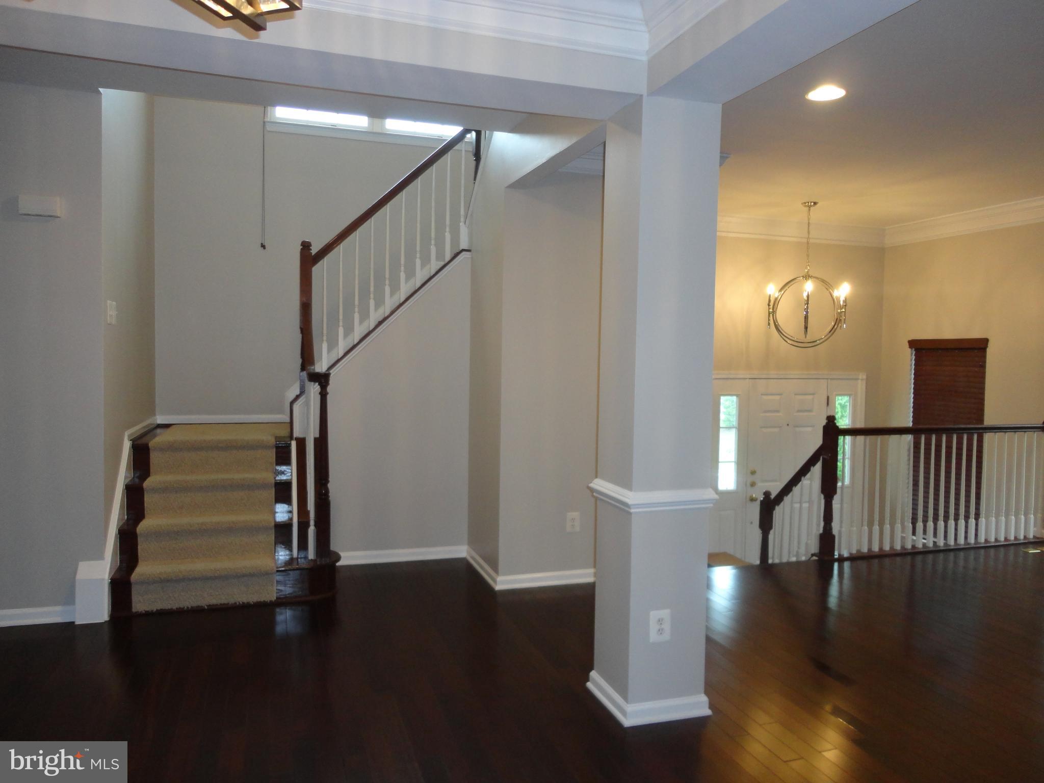 SOUTH RIDING - Residential Lease