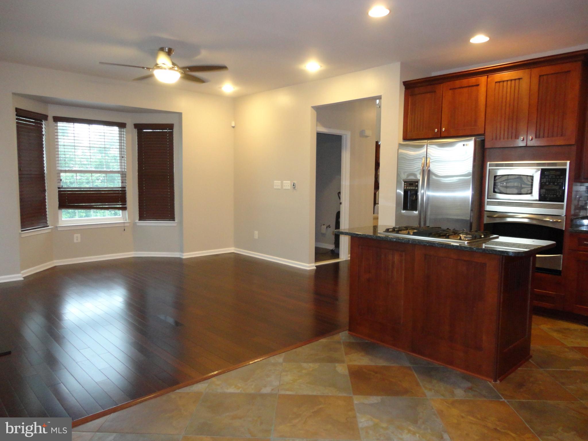 SOUTH RIDING - Residential Lease