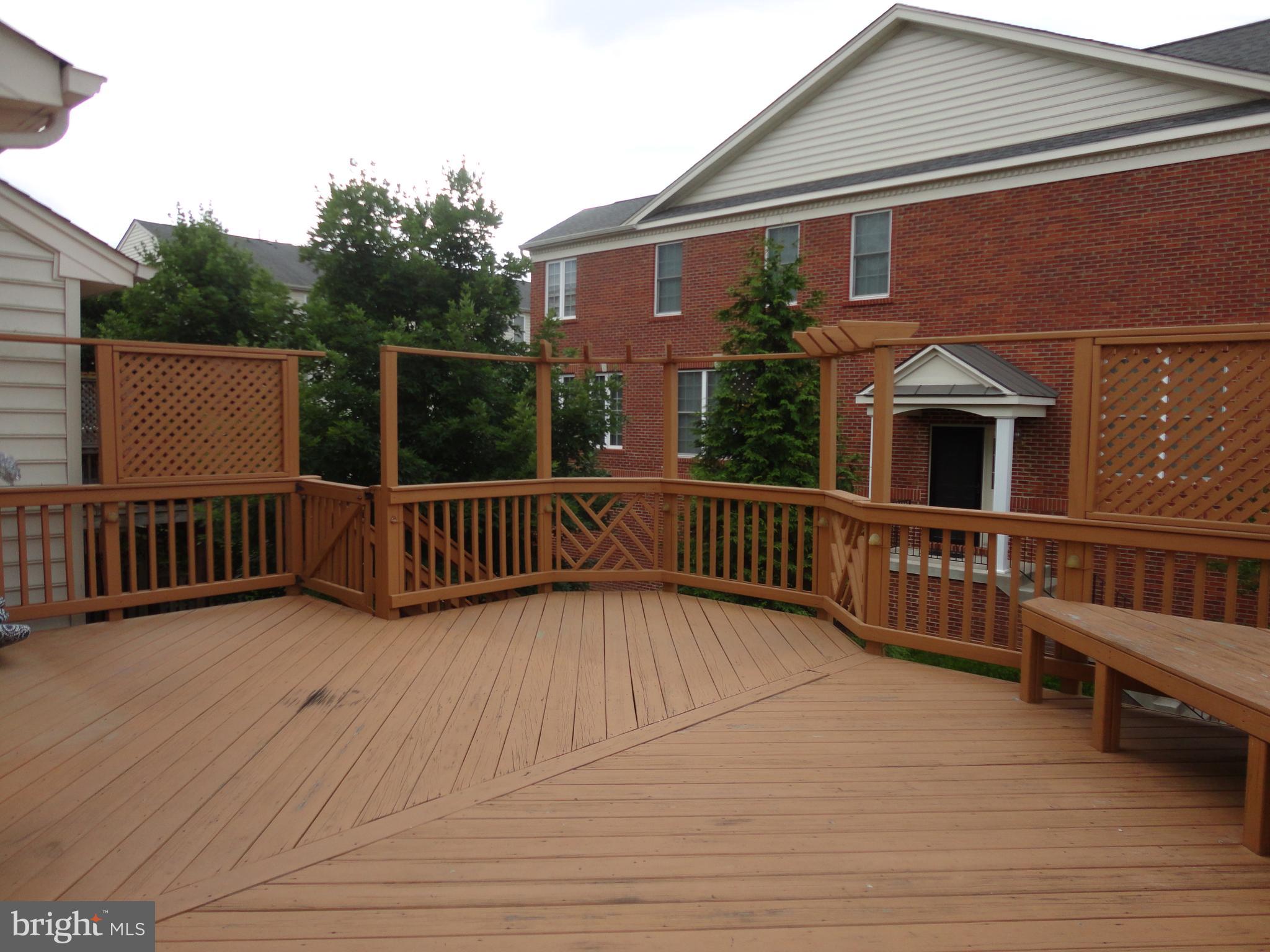 SOUTH RIDING - Residential Lease