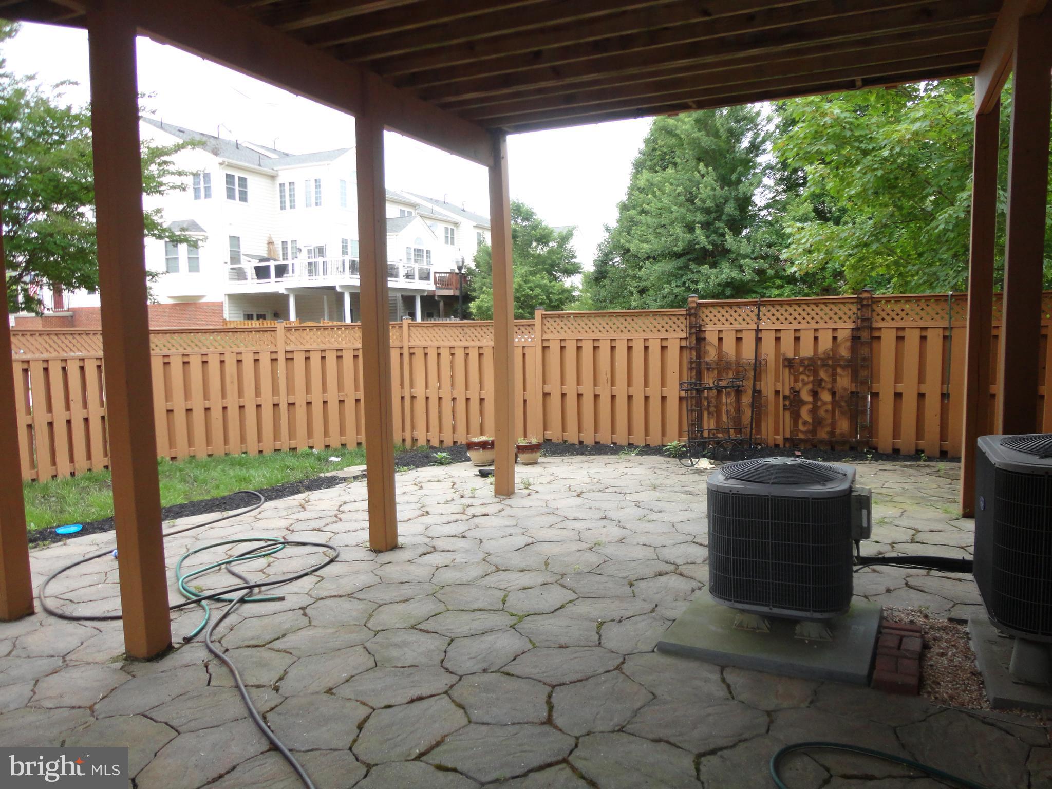 SOUTH RIDING - Residential Lease