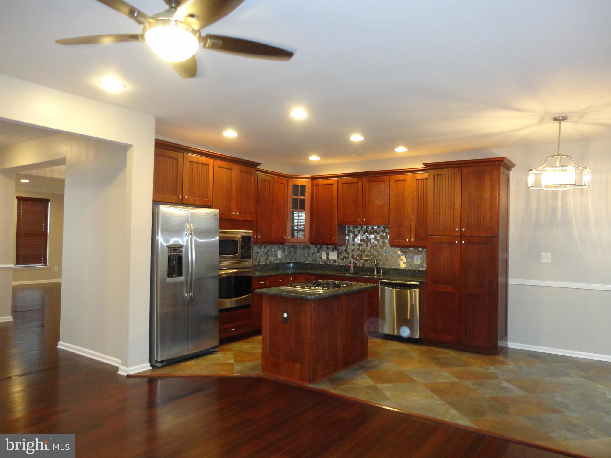 SOUTH RIDING - Residential Lease