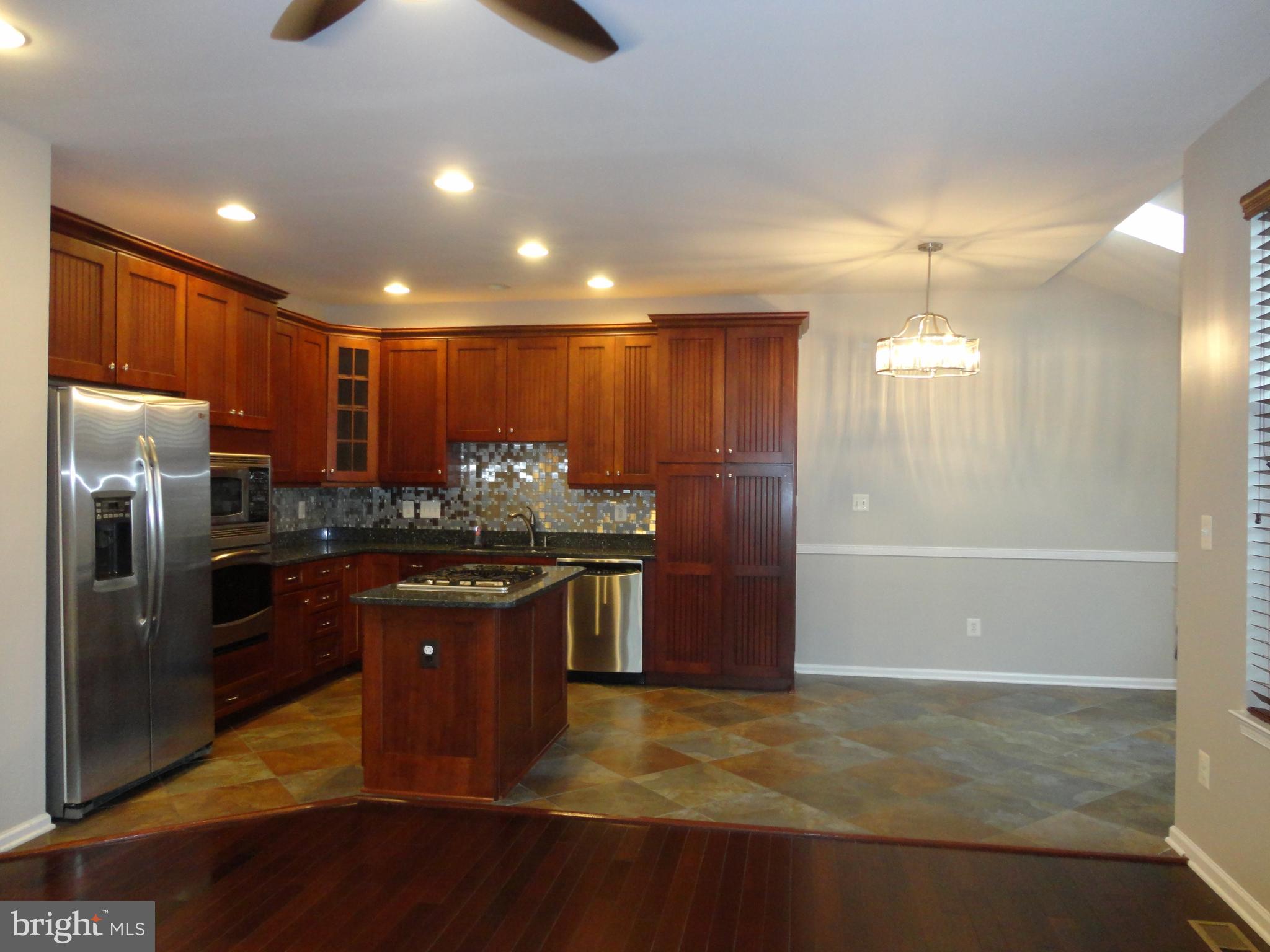 SOUTH RIDING - Residential Lease