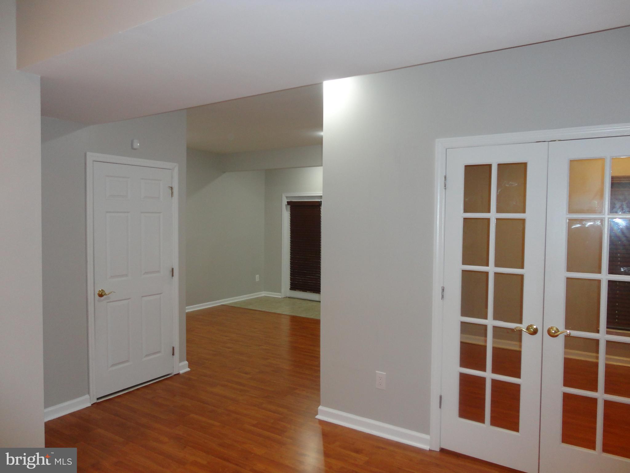 SOUTH RIDING - Residential Lease