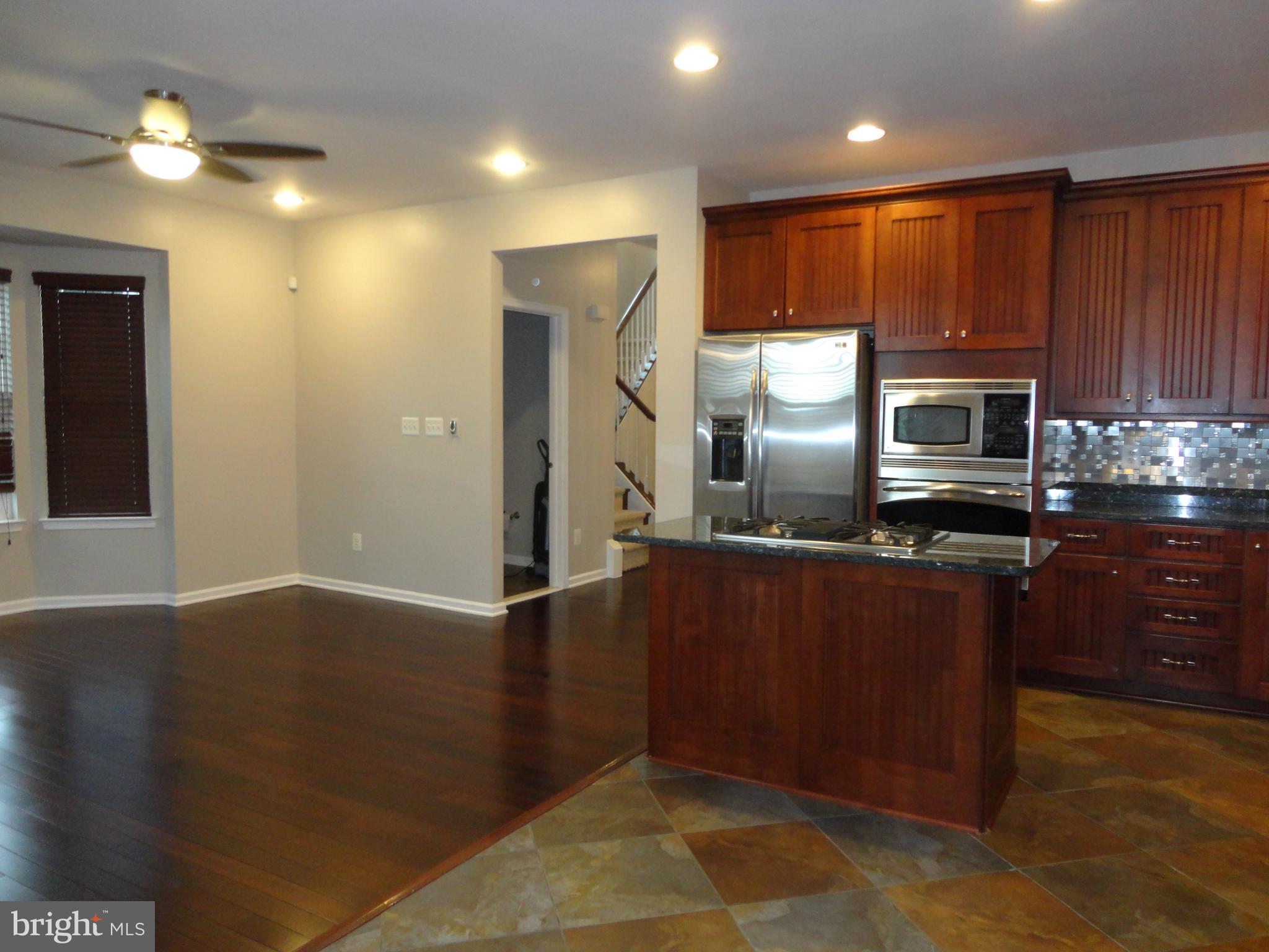 SOUTH RIDING - Residential Lease