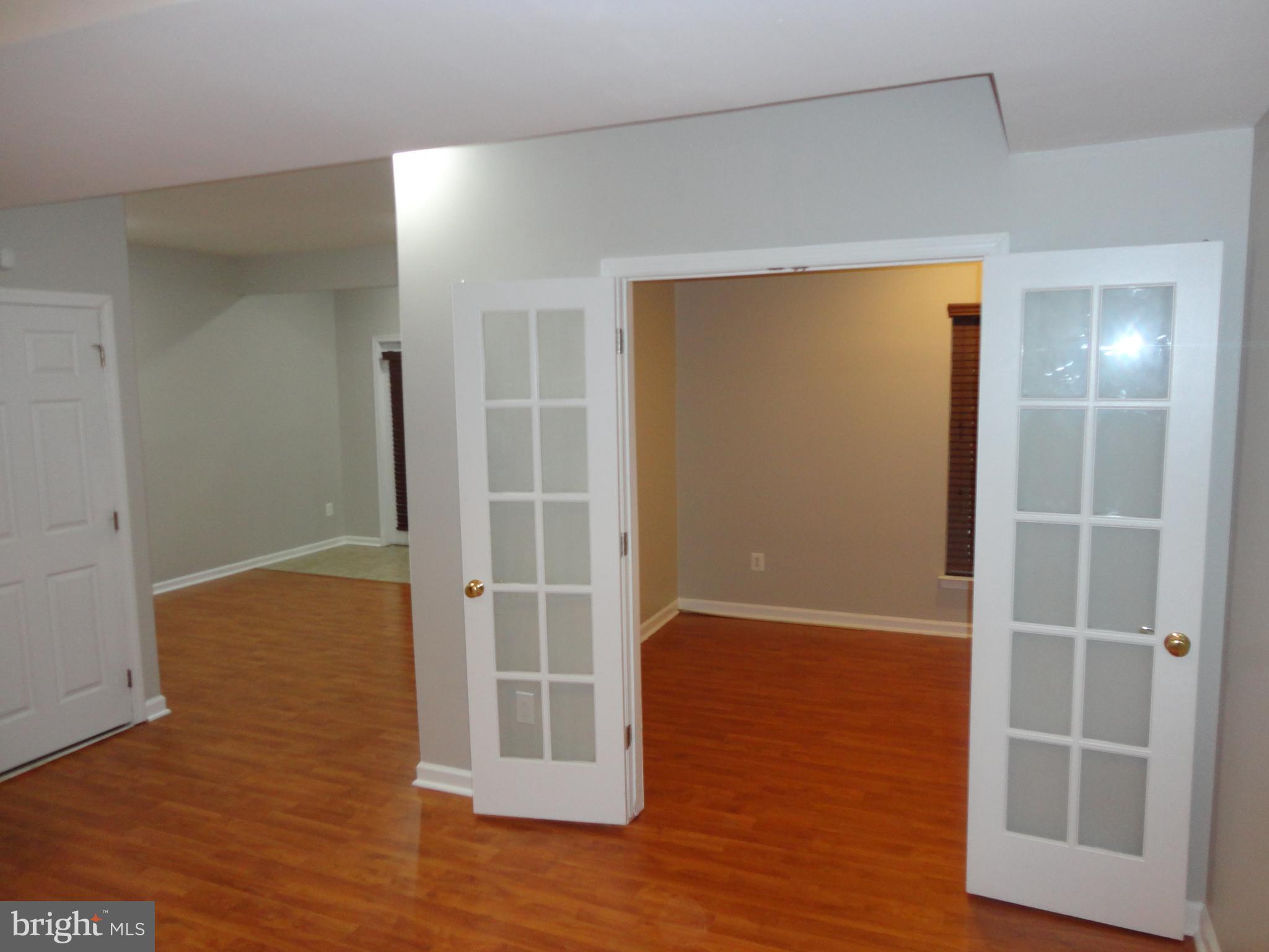 SOUTH RIDING - Residential Lease