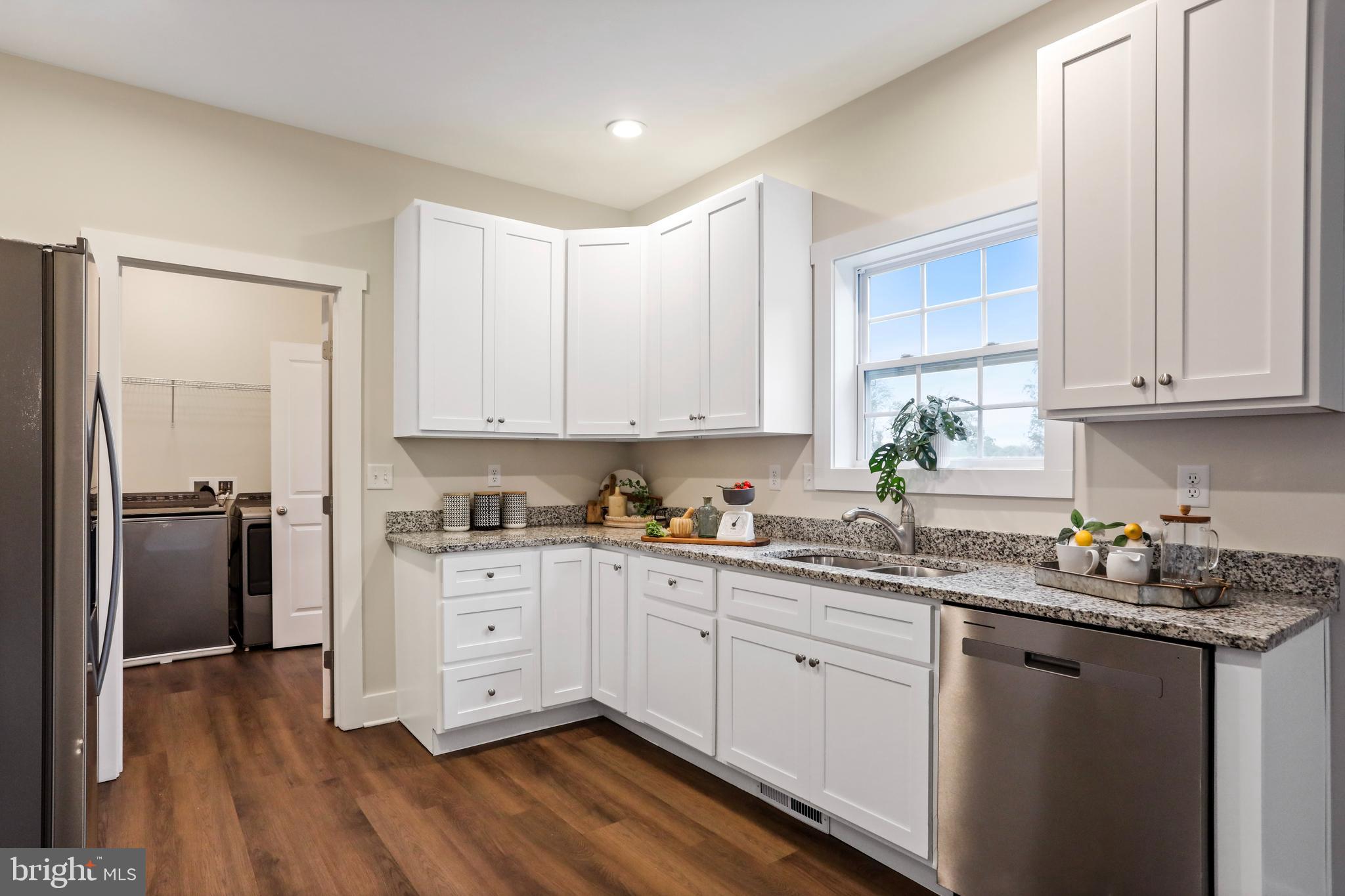 MILTON'S LANDING - Residential