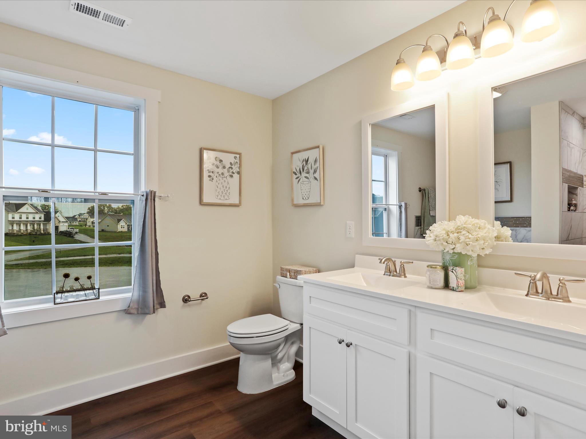 MILTON'S LANDING - Residential