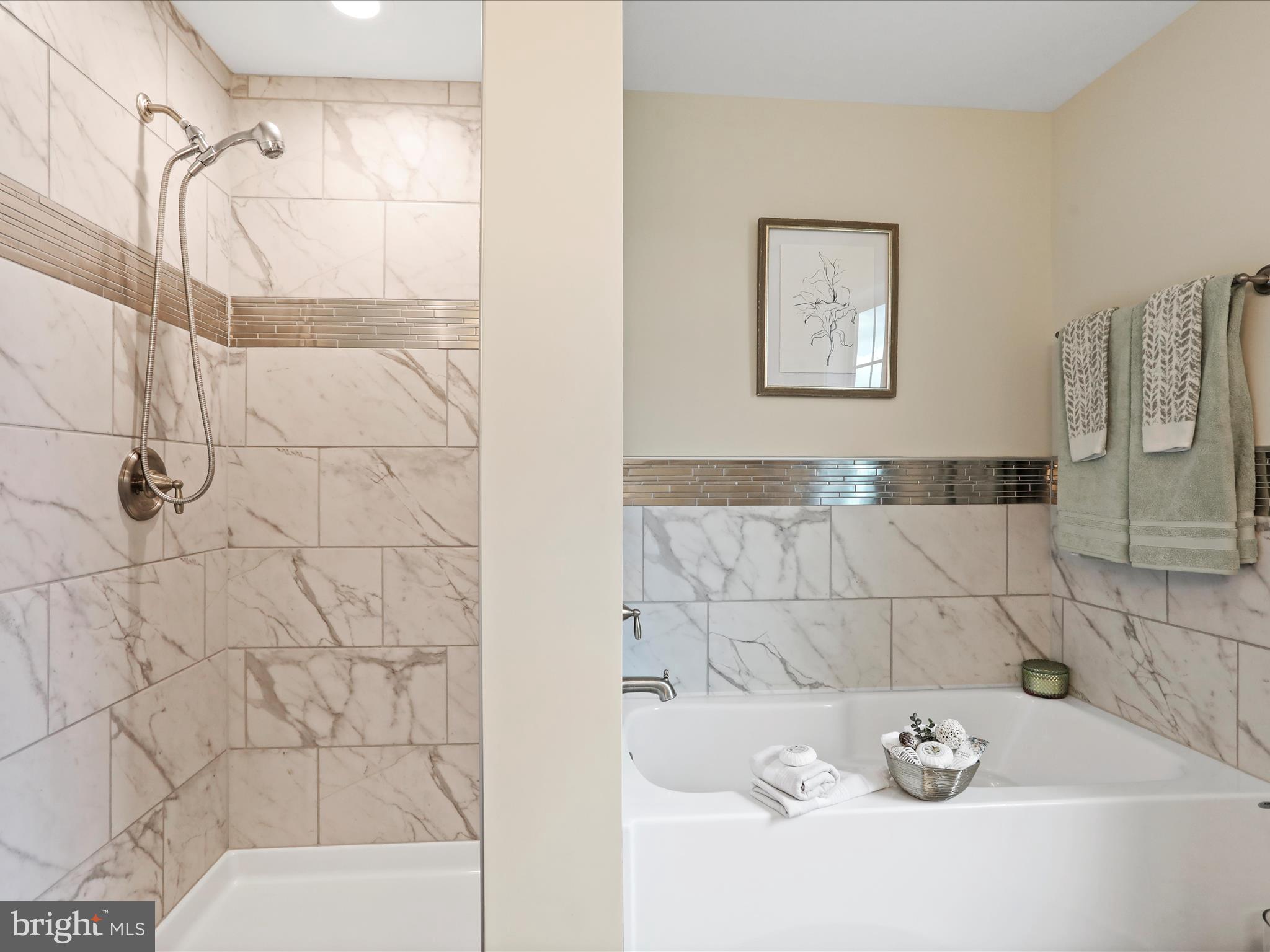 MILTON'S LANDING - Residential