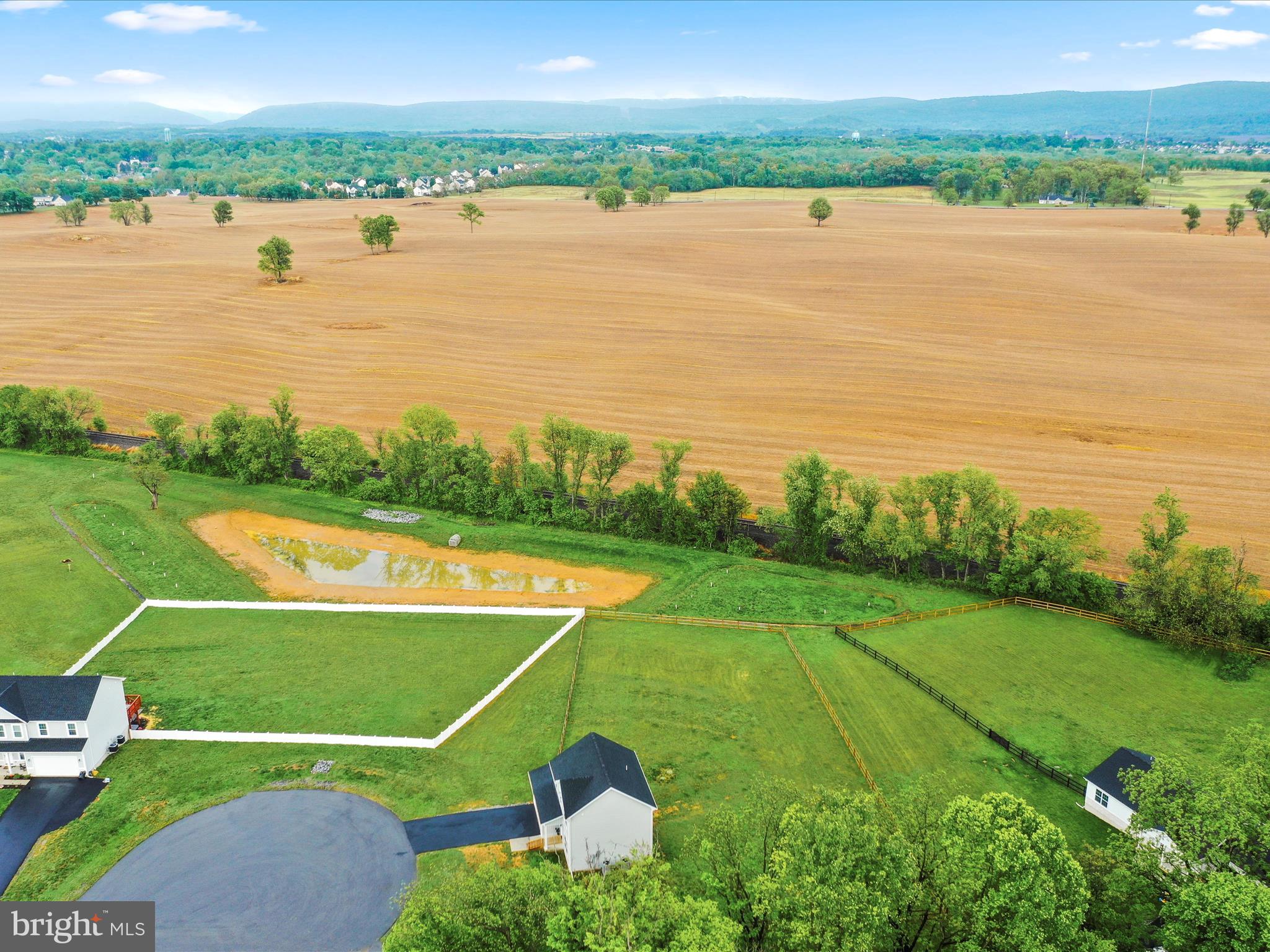 MILTON'S LANDING - Residential