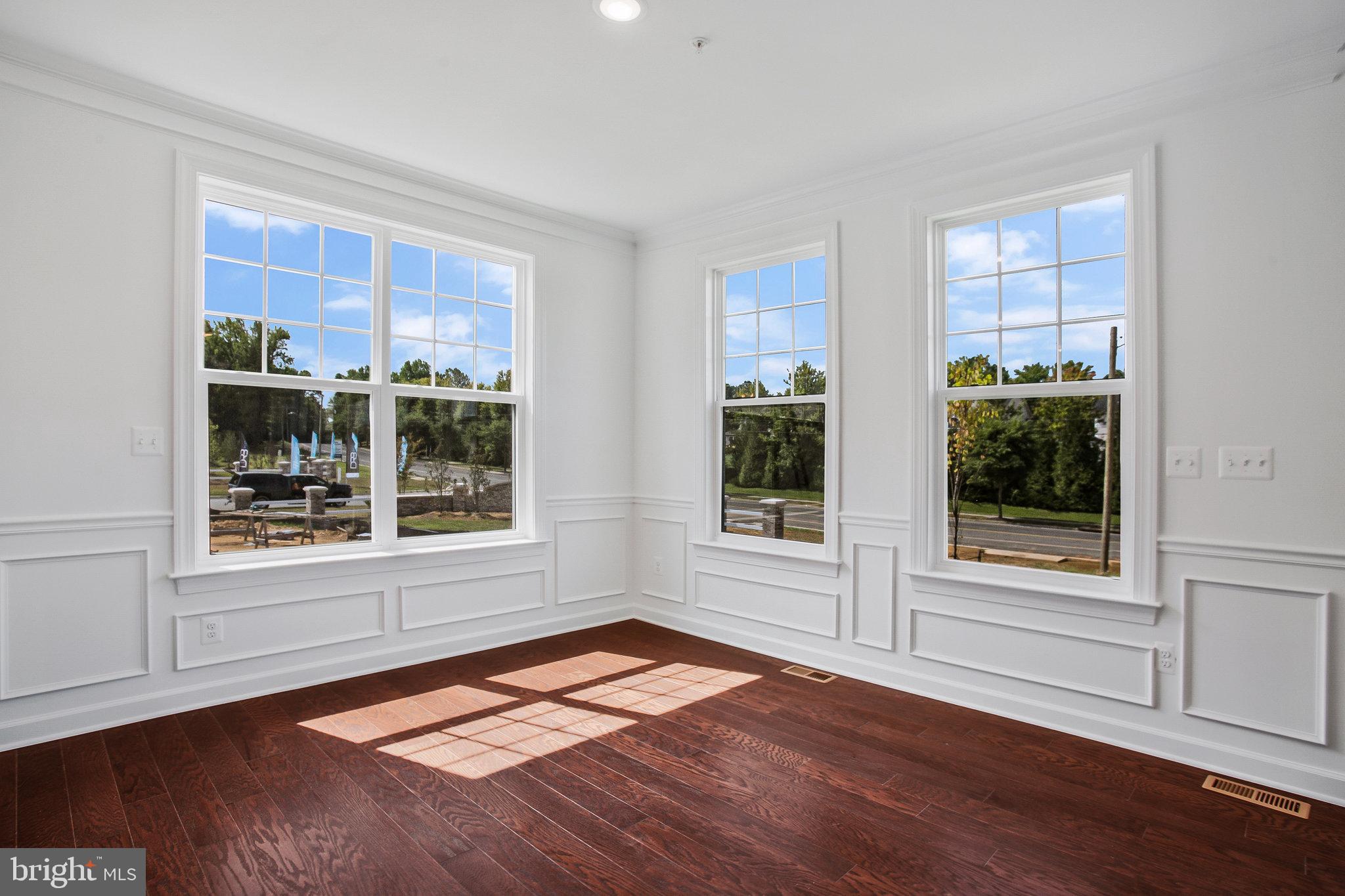 FAIRWAY ESTATES - Residential