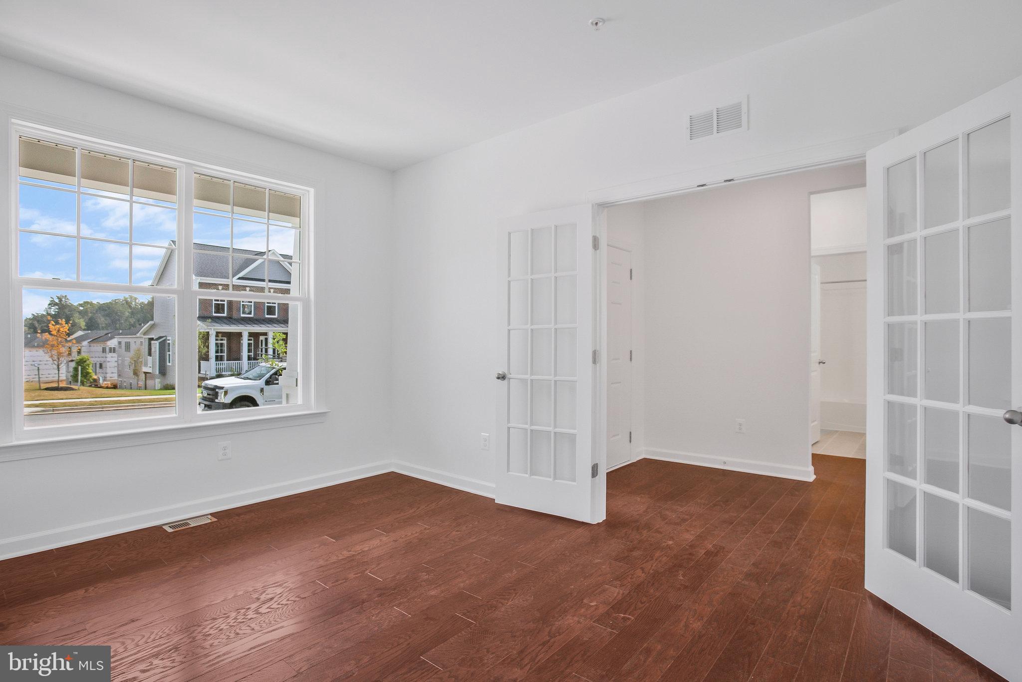 FAIRWAY ESTATES - Residential