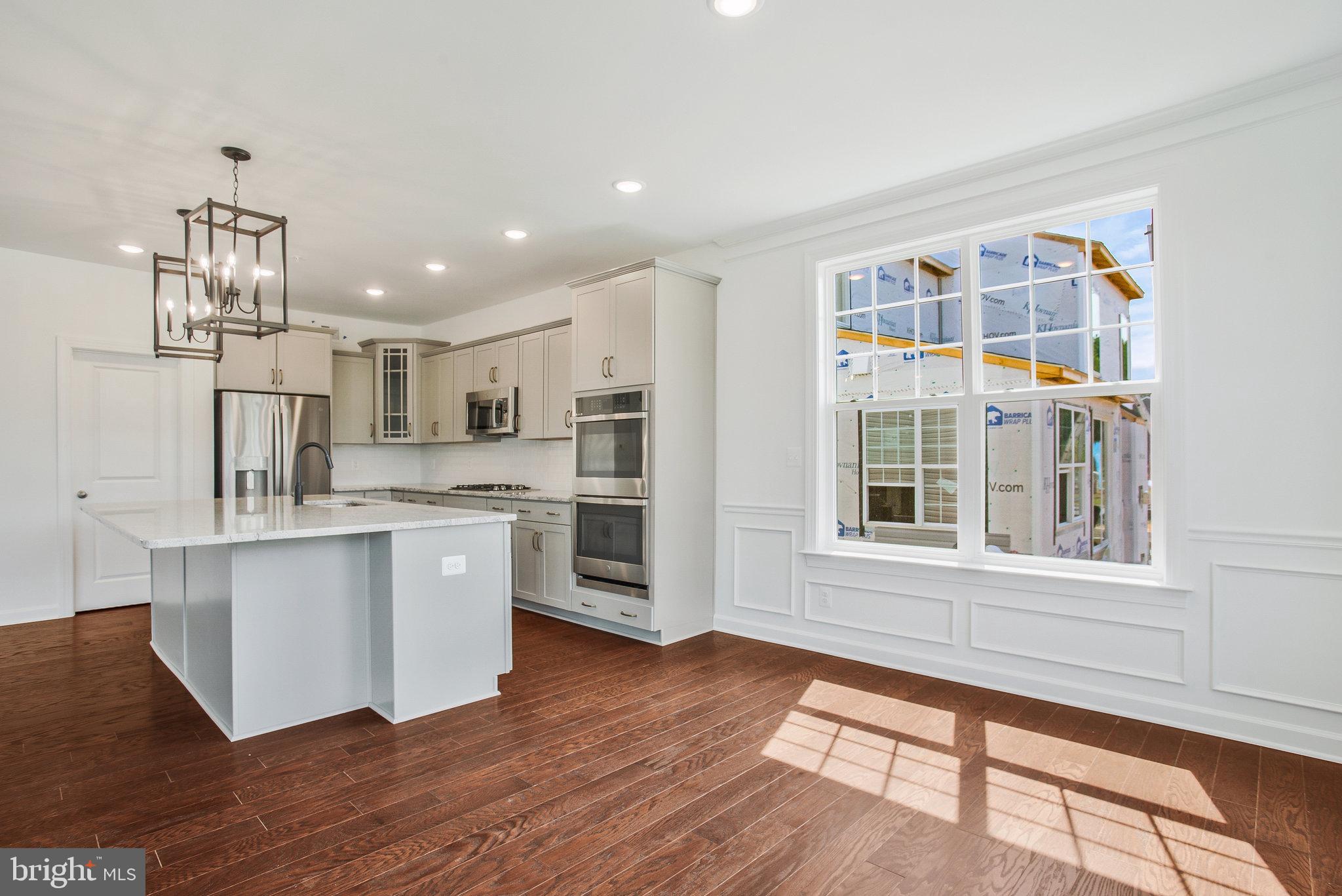 FAIRWAY ESTATES - Residential