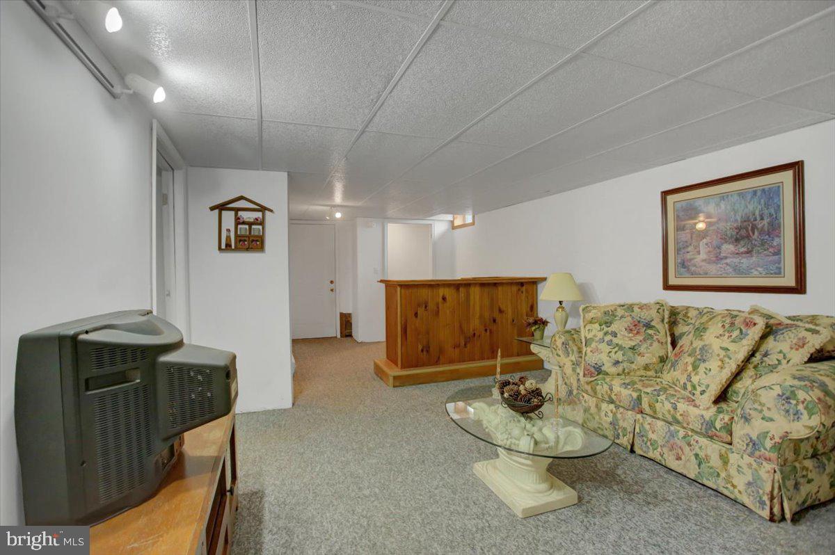 UPPER MIFFLIN TWP - Residential