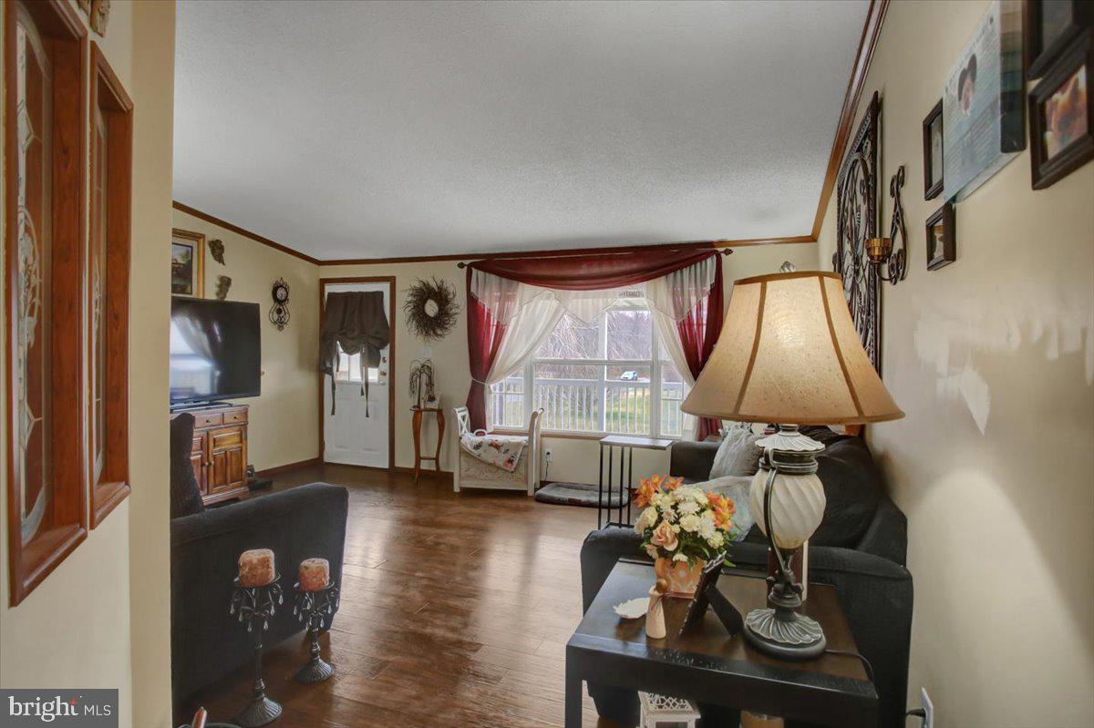 UPPER MIFFLIN TWP - Residential