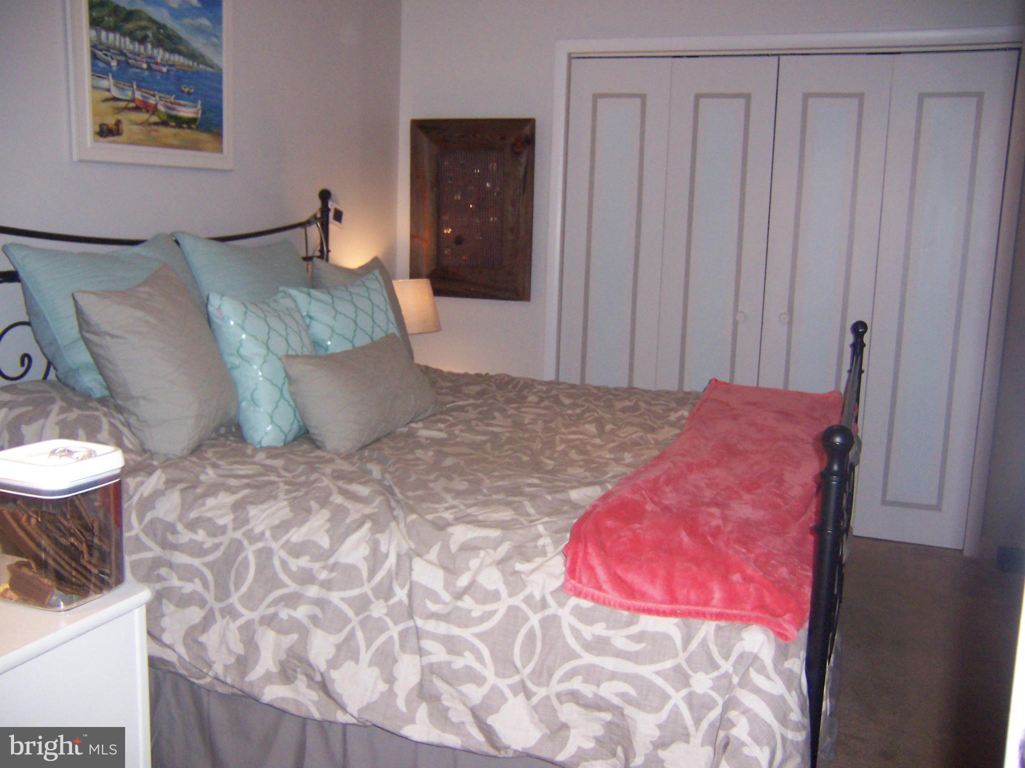 MOFFETT SD - Residential