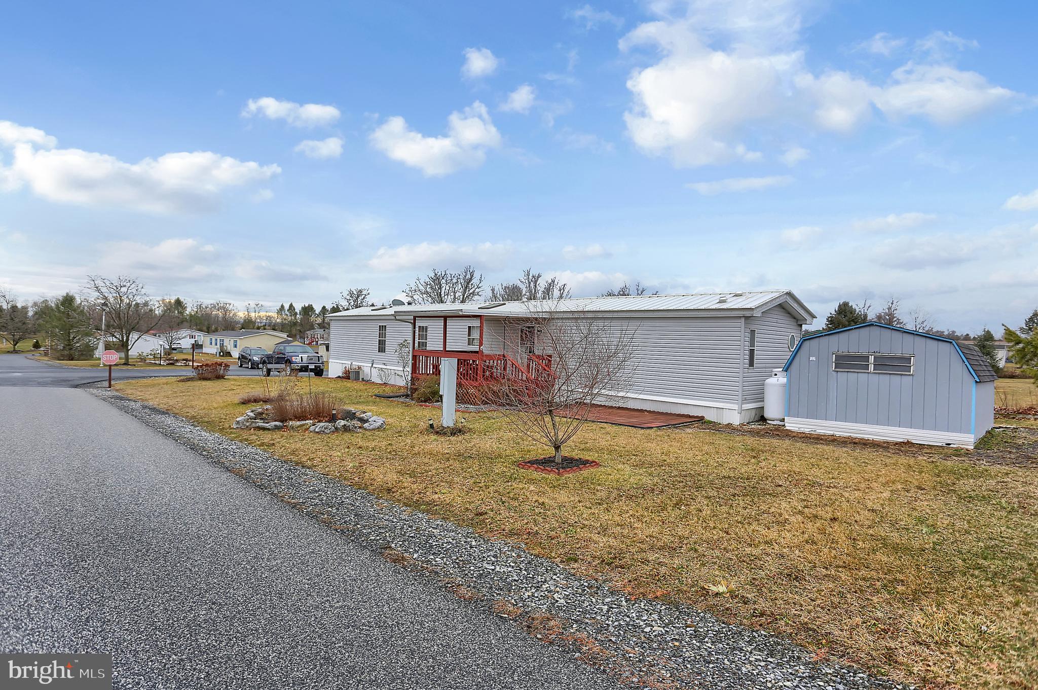 COUNTRY VIEW ESTATES - Residential