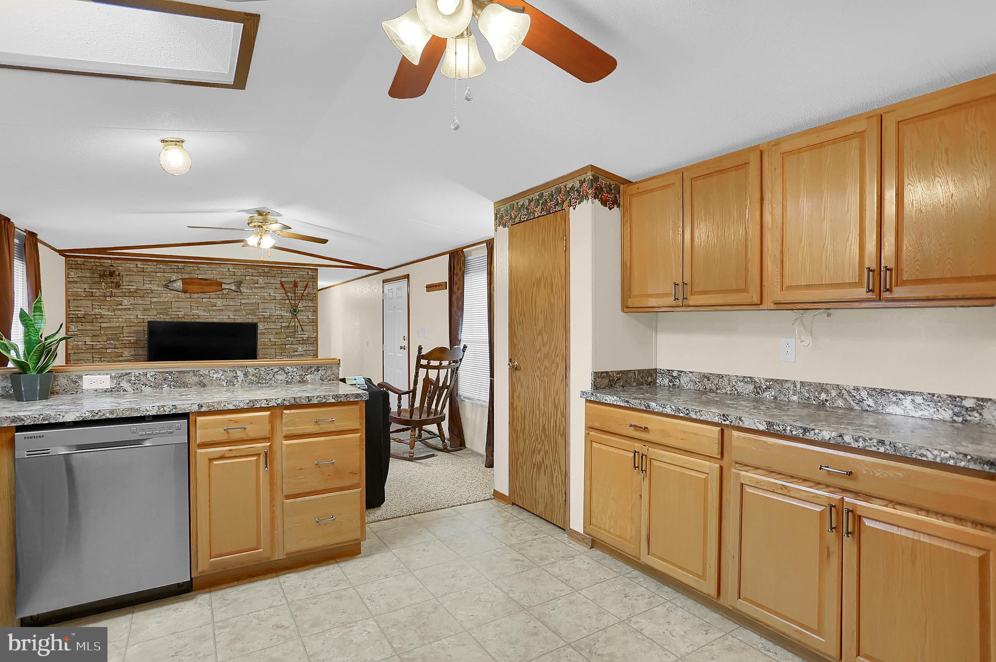 COUNTRY VIEW ESTATES - Residential