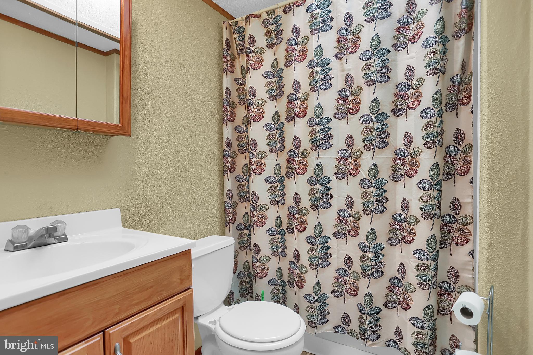 COUNTRY VIEW ESTATES - Residential