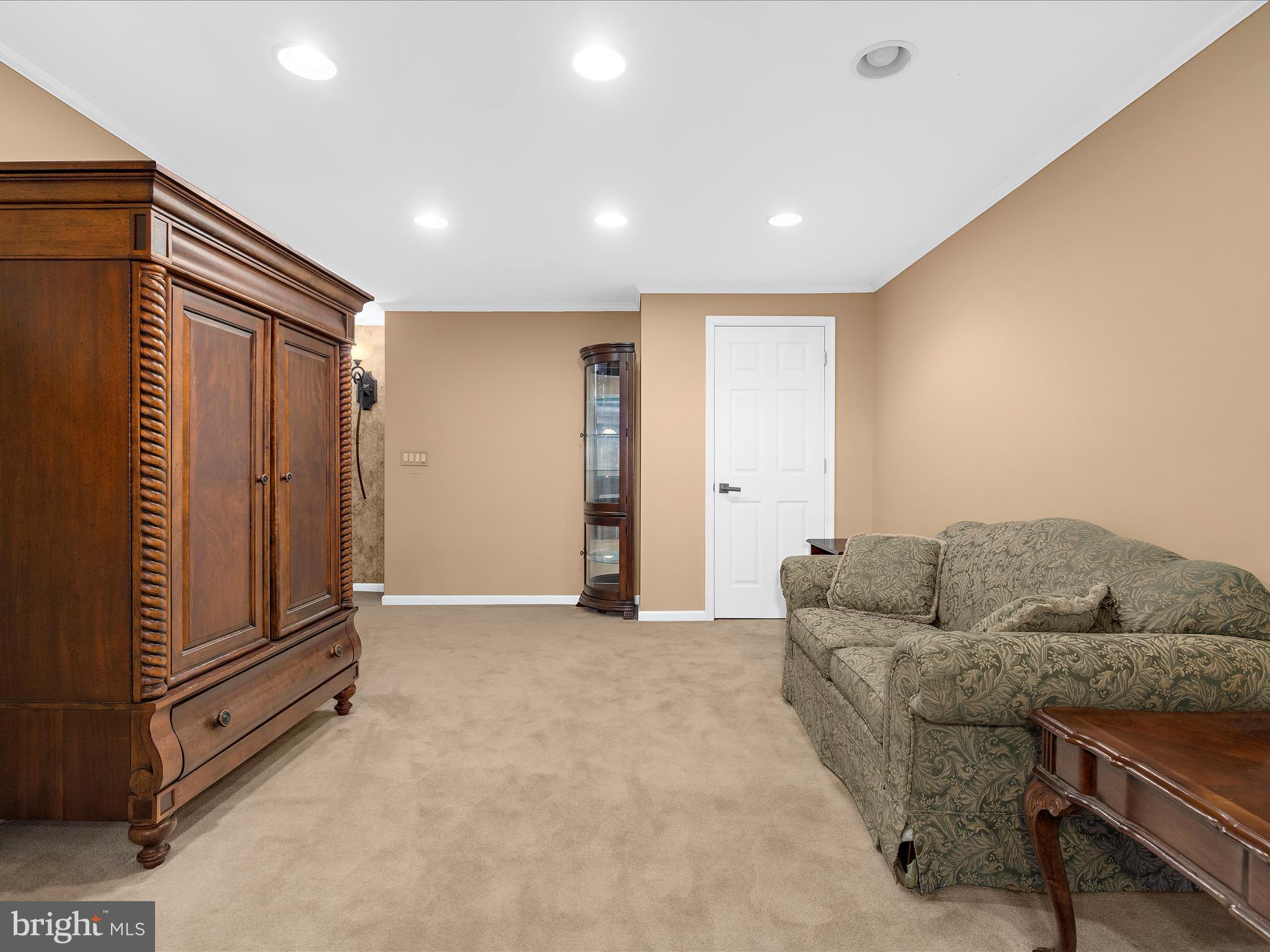 WEST FRIENDSHIP - Residential