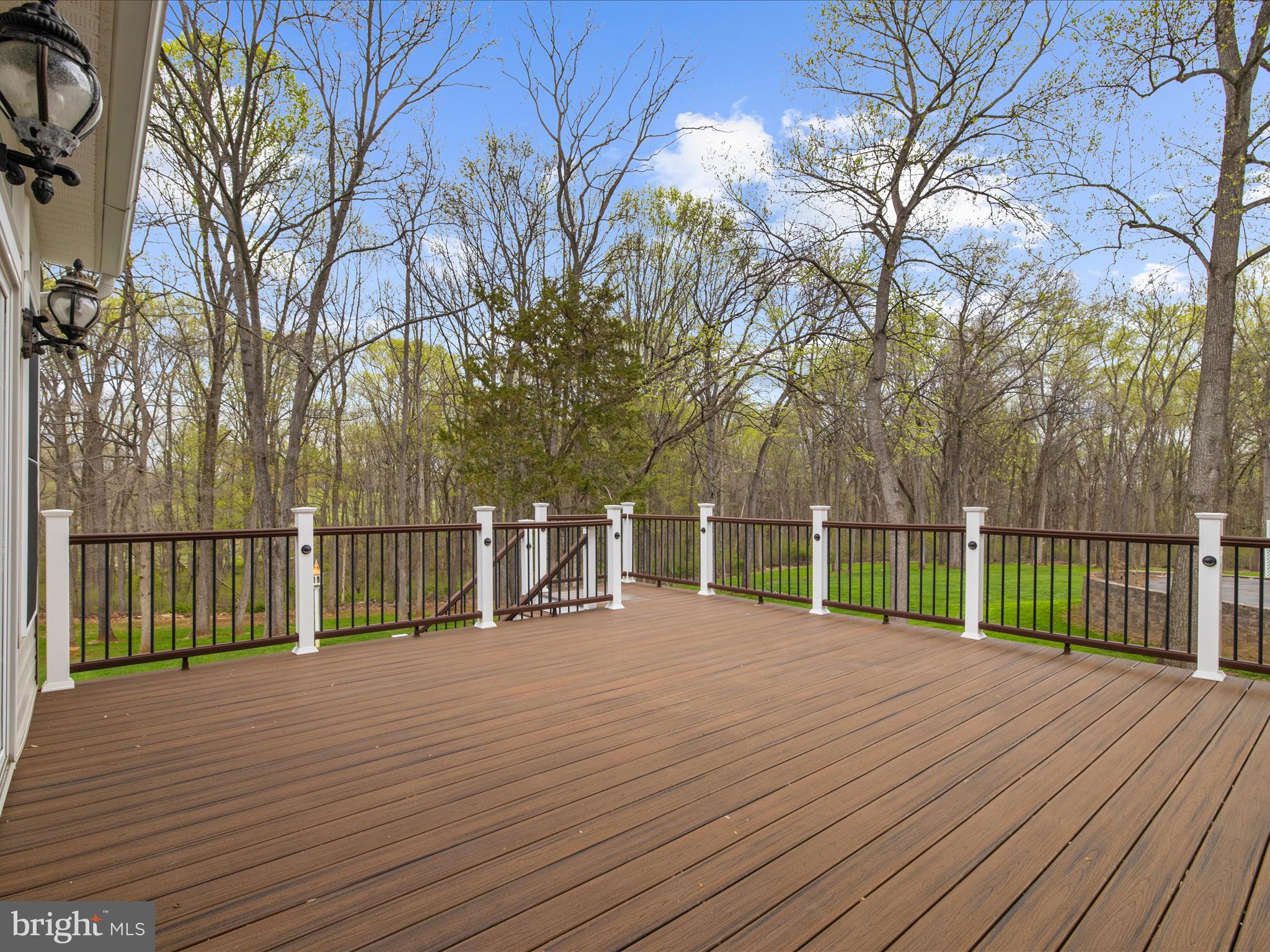 WEST FRIENDSHIP - Residential