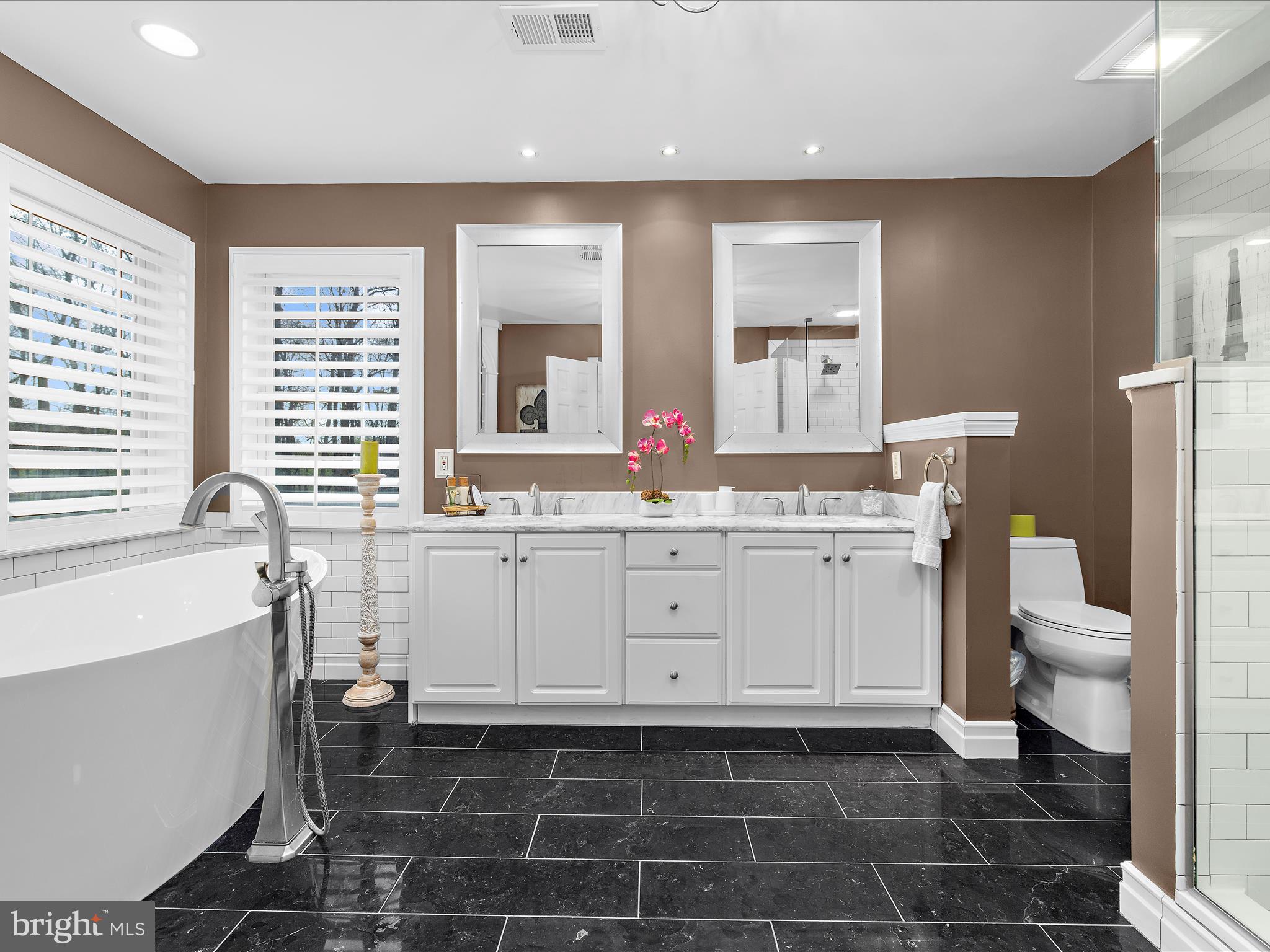 WEST FRIENDSHIP - Residential