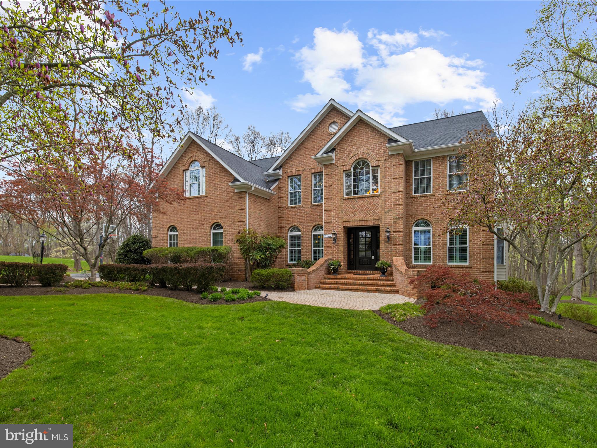 3196 RIVER VALLEY CHASE