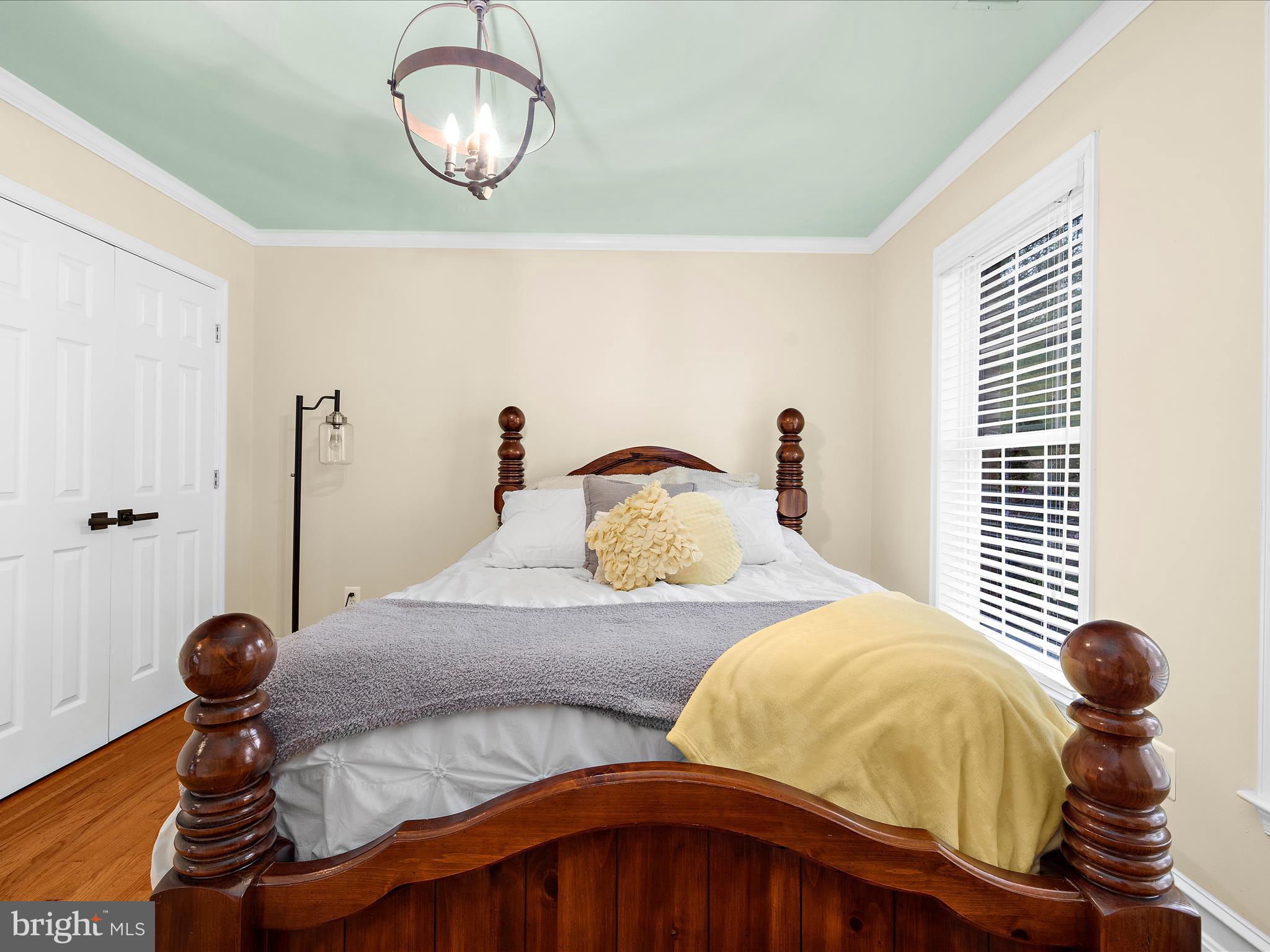 WEST FRIENDSHIP - Residential