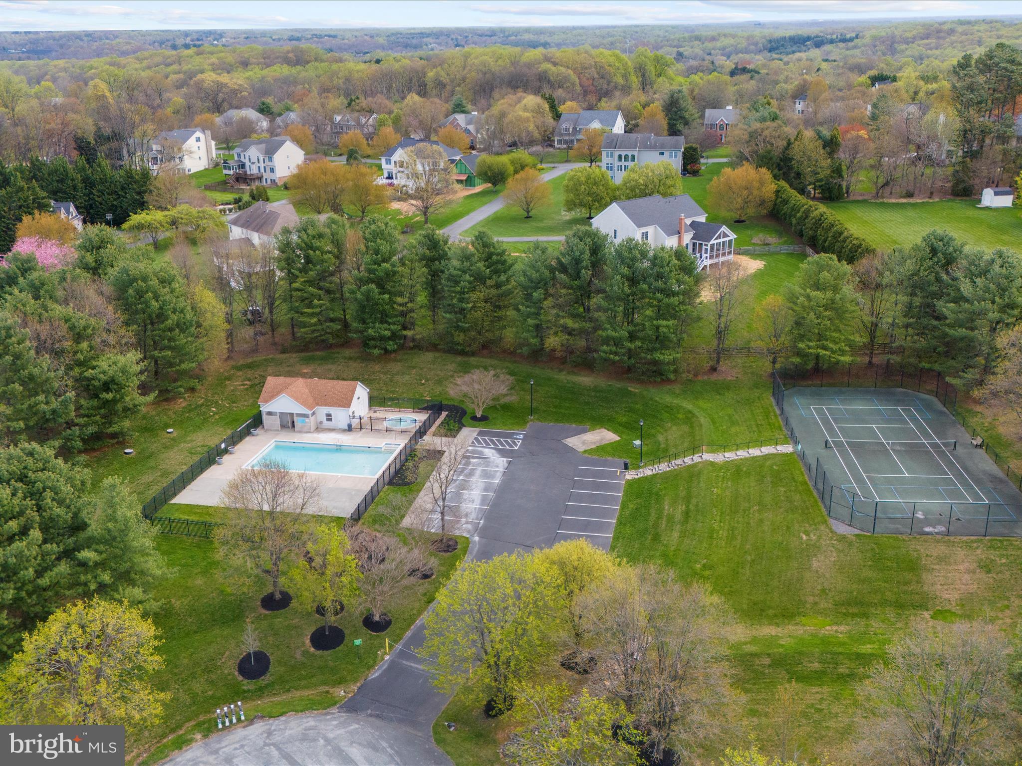 WEST FRIENDSHIP - Residential