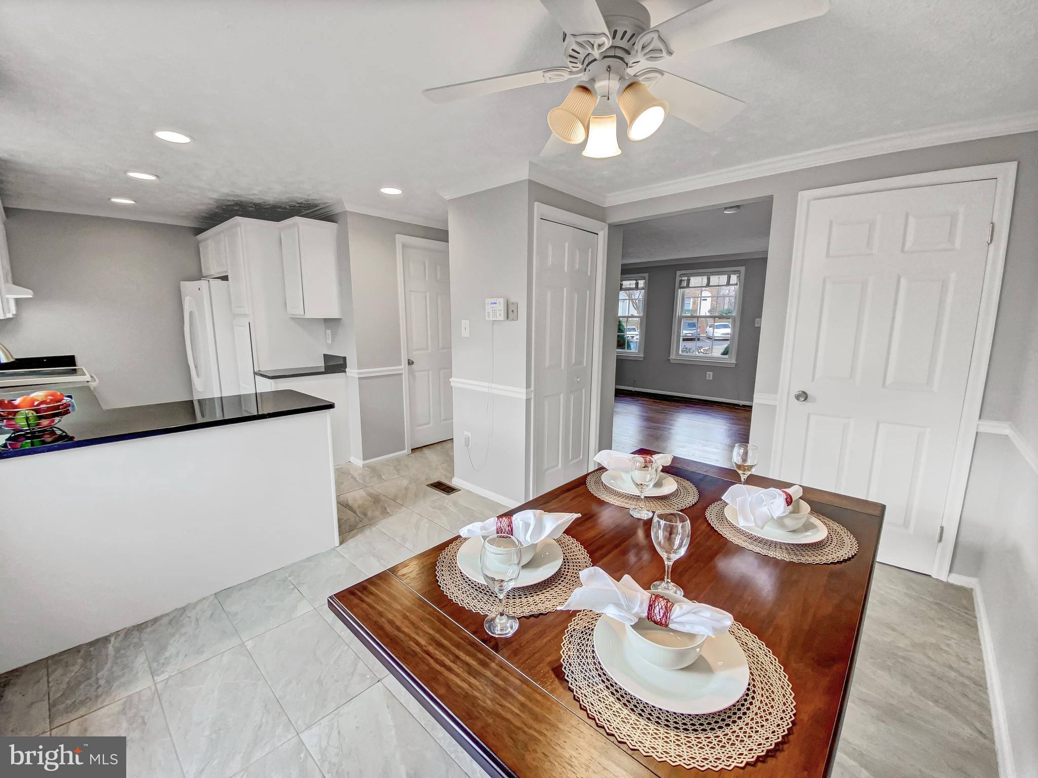 GUNNERS LAKE VILLAGE - Residential