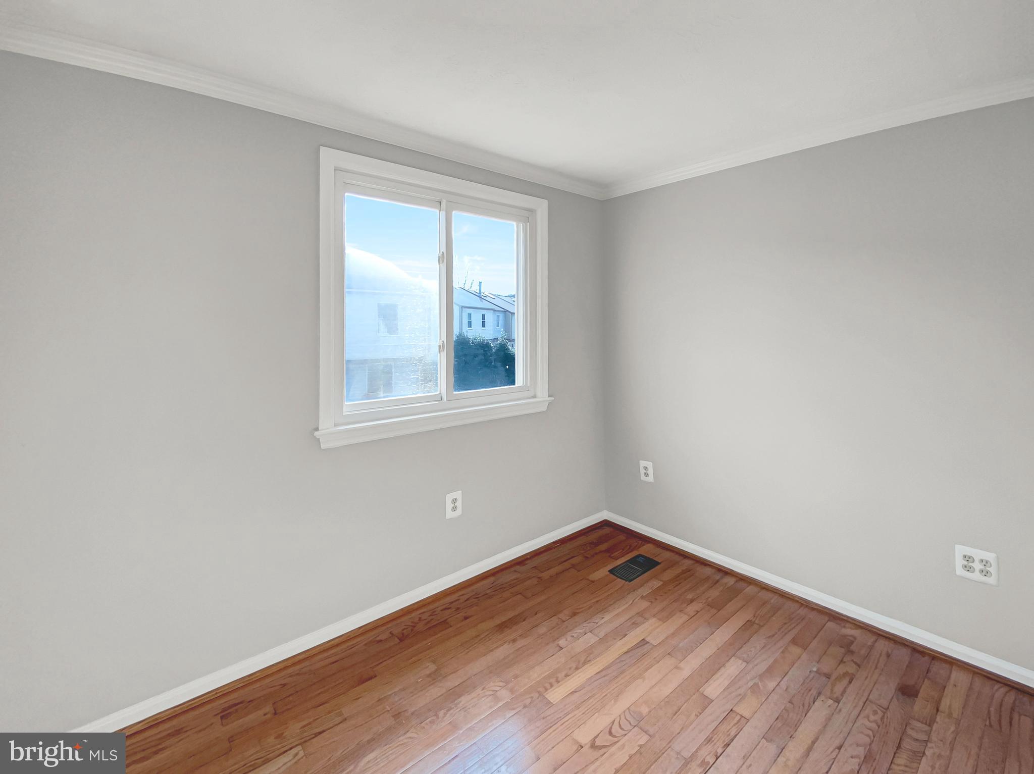 GUNNERS LAKE VILLAGE - Residential