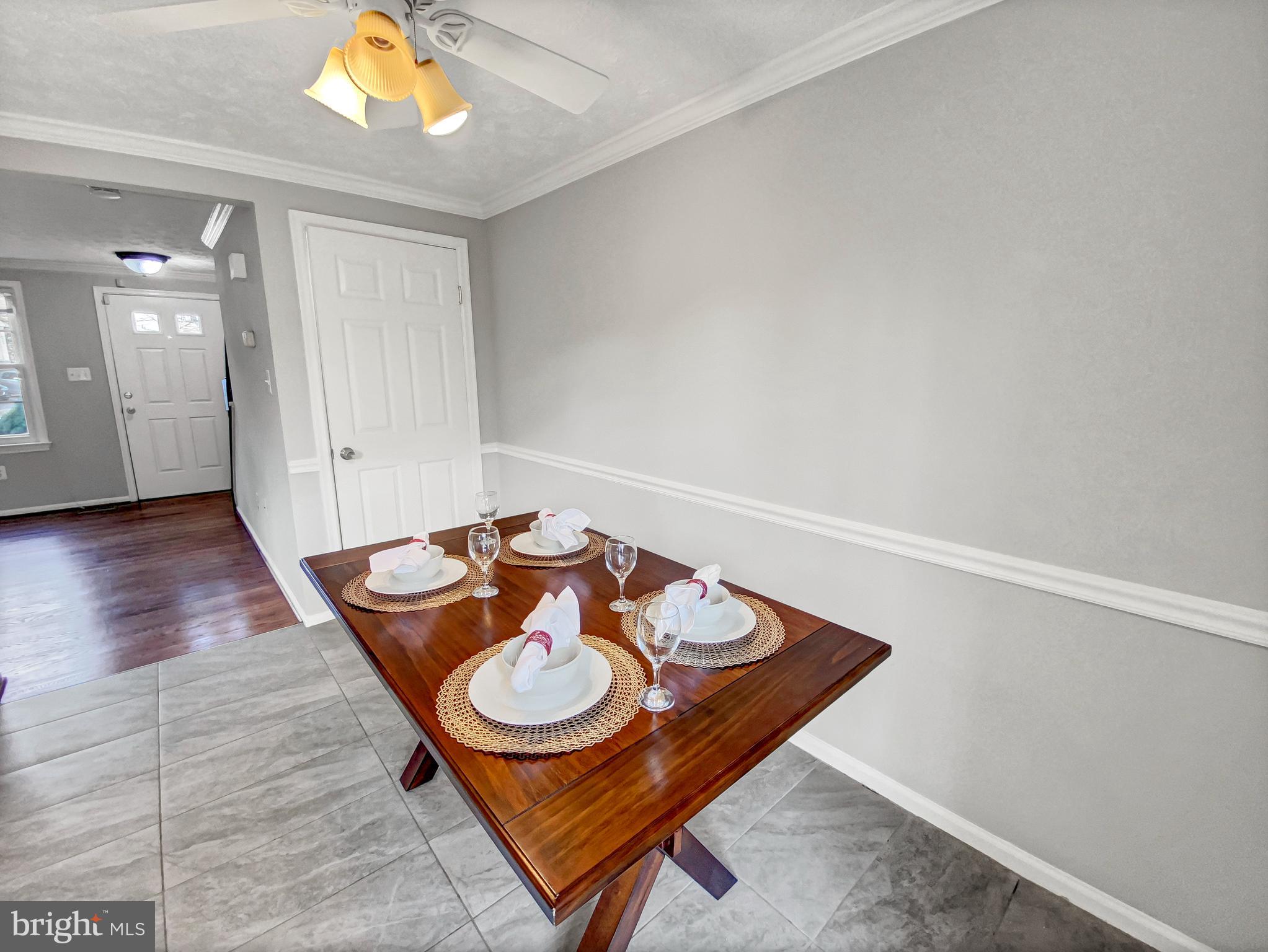 GUNNERS LAKE VILLAGE - Residential