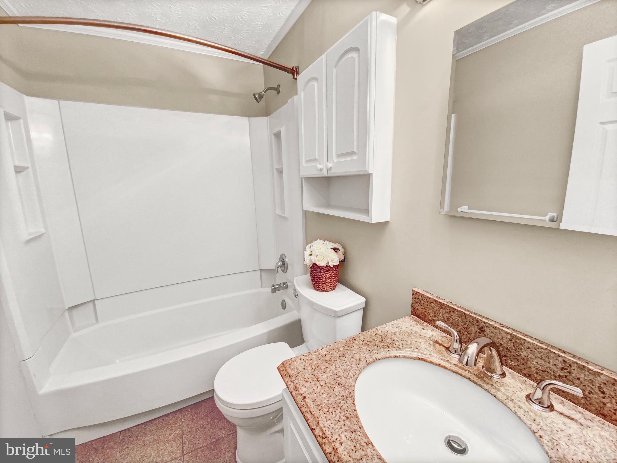 GUNNERS LAKE VILLAGE - Residential