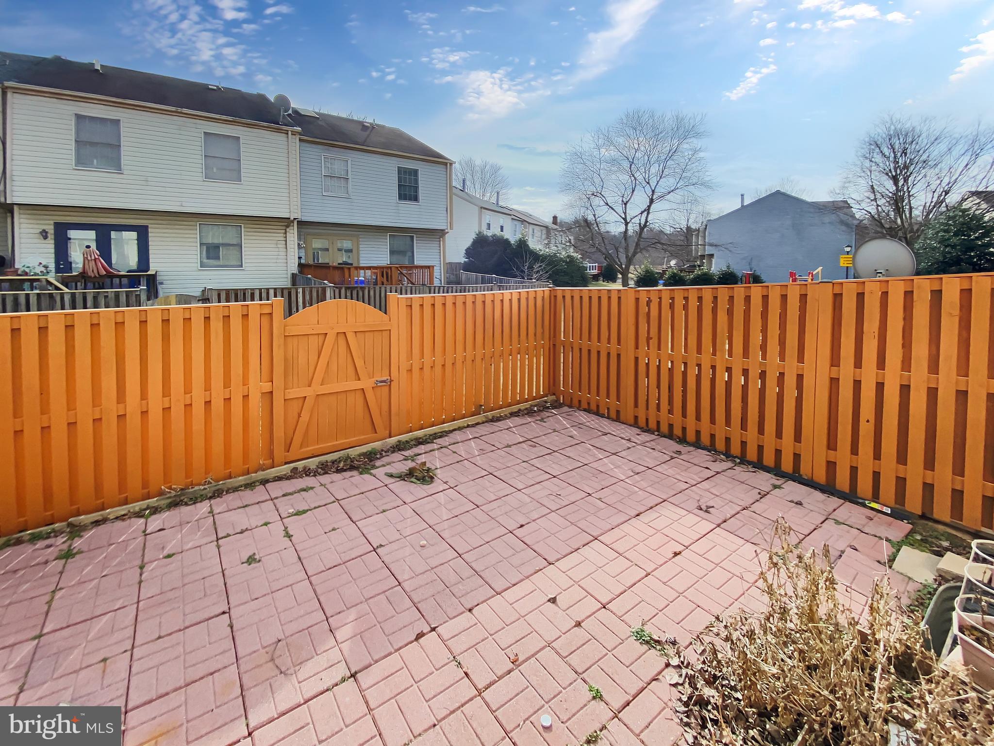 GUNNERS LAKE VILLAGE - Residential