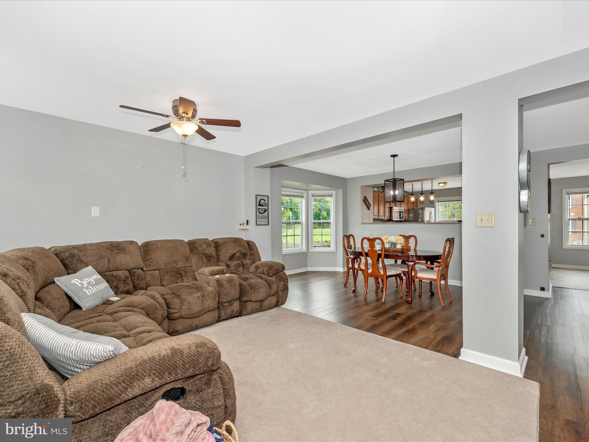 THE COVE - Residential