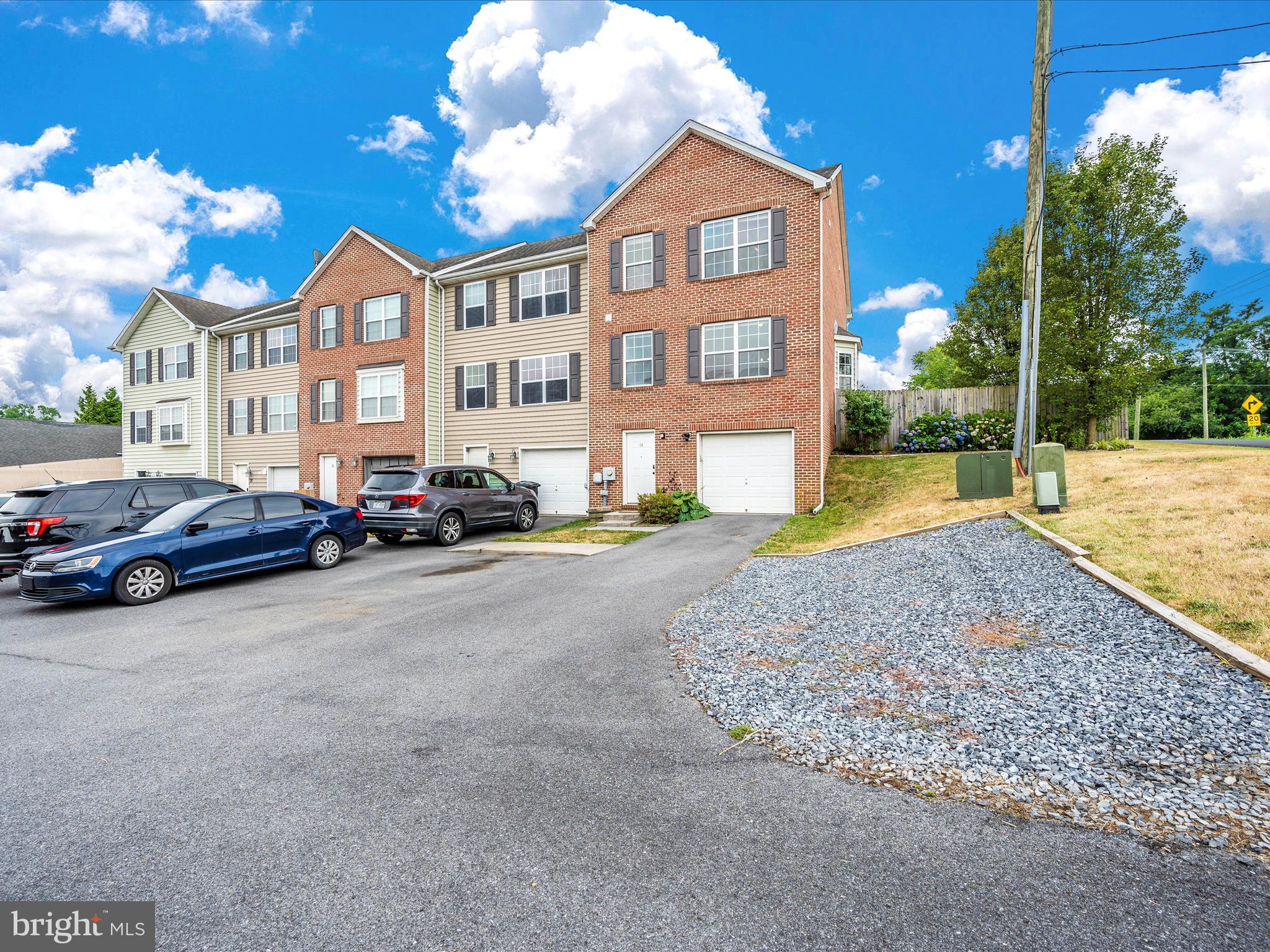 THE COVE - Residential