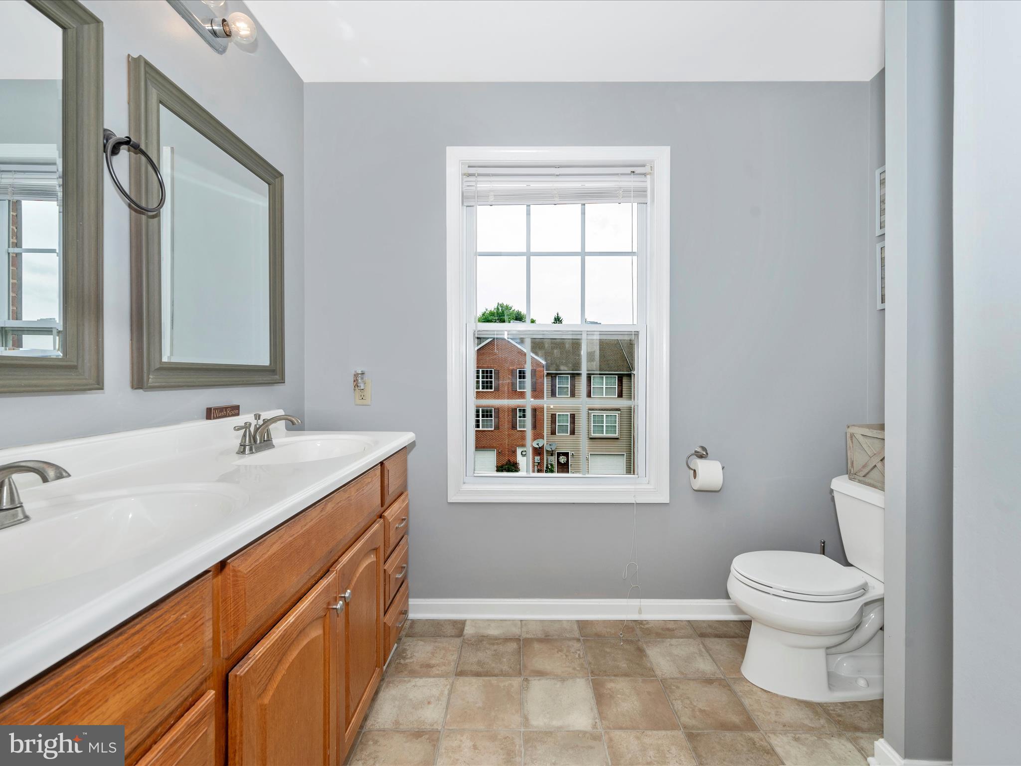 THE COVE - Residential