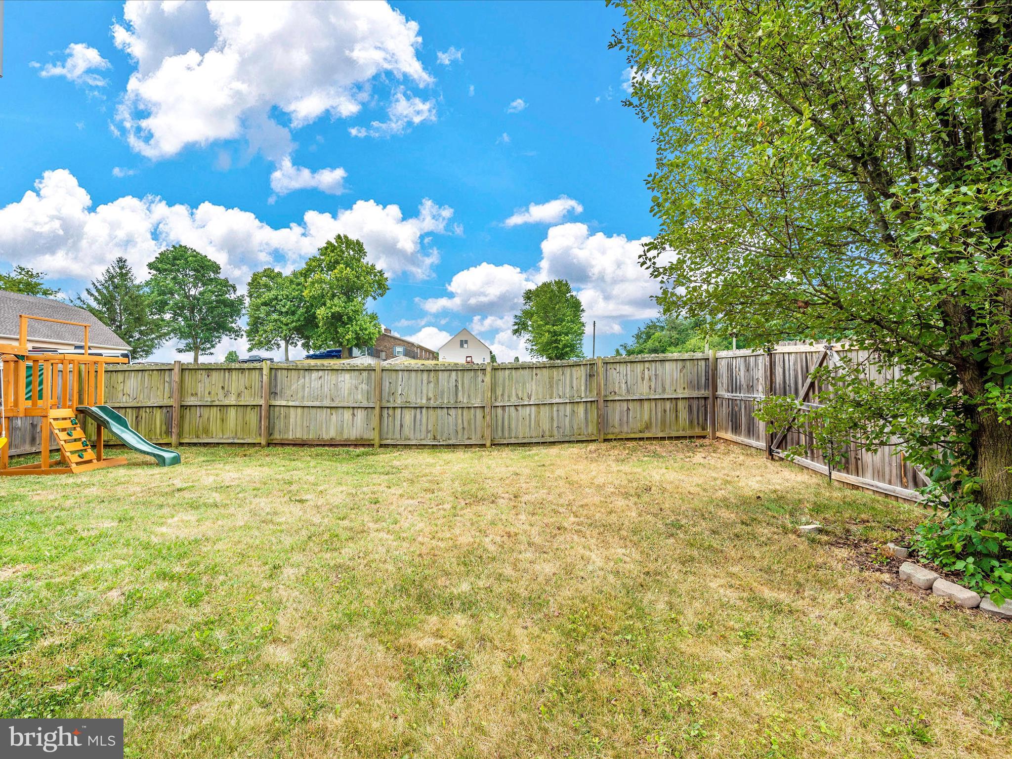 THE COVE - Residential