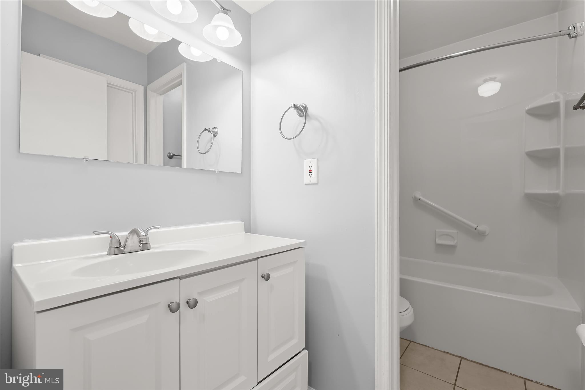 CASTLEMILL - Residential