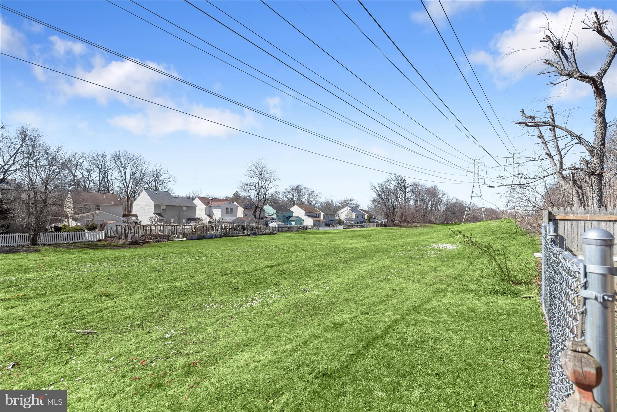 CASTLEMILL - Residential