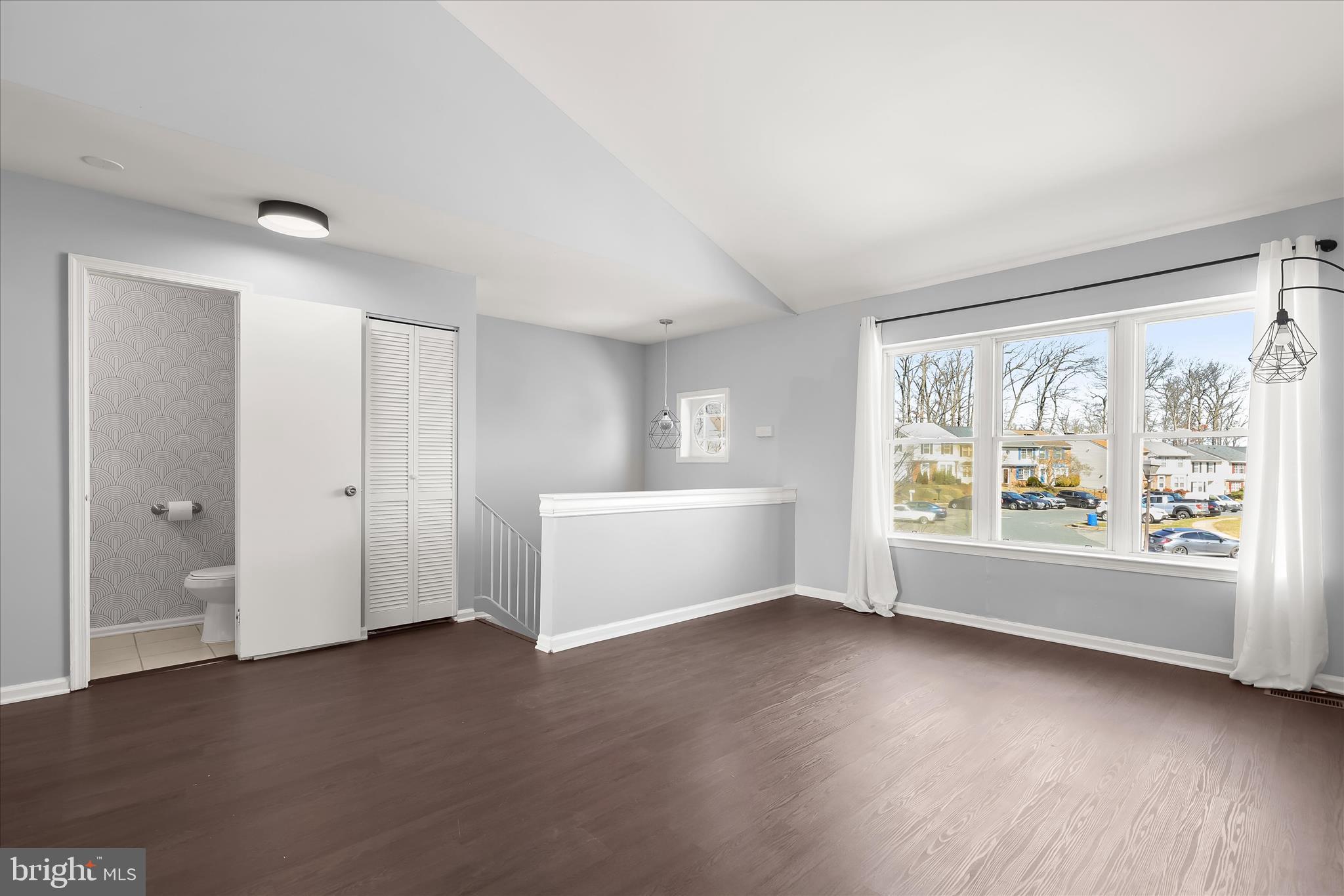 CASTLEMILL - Residential