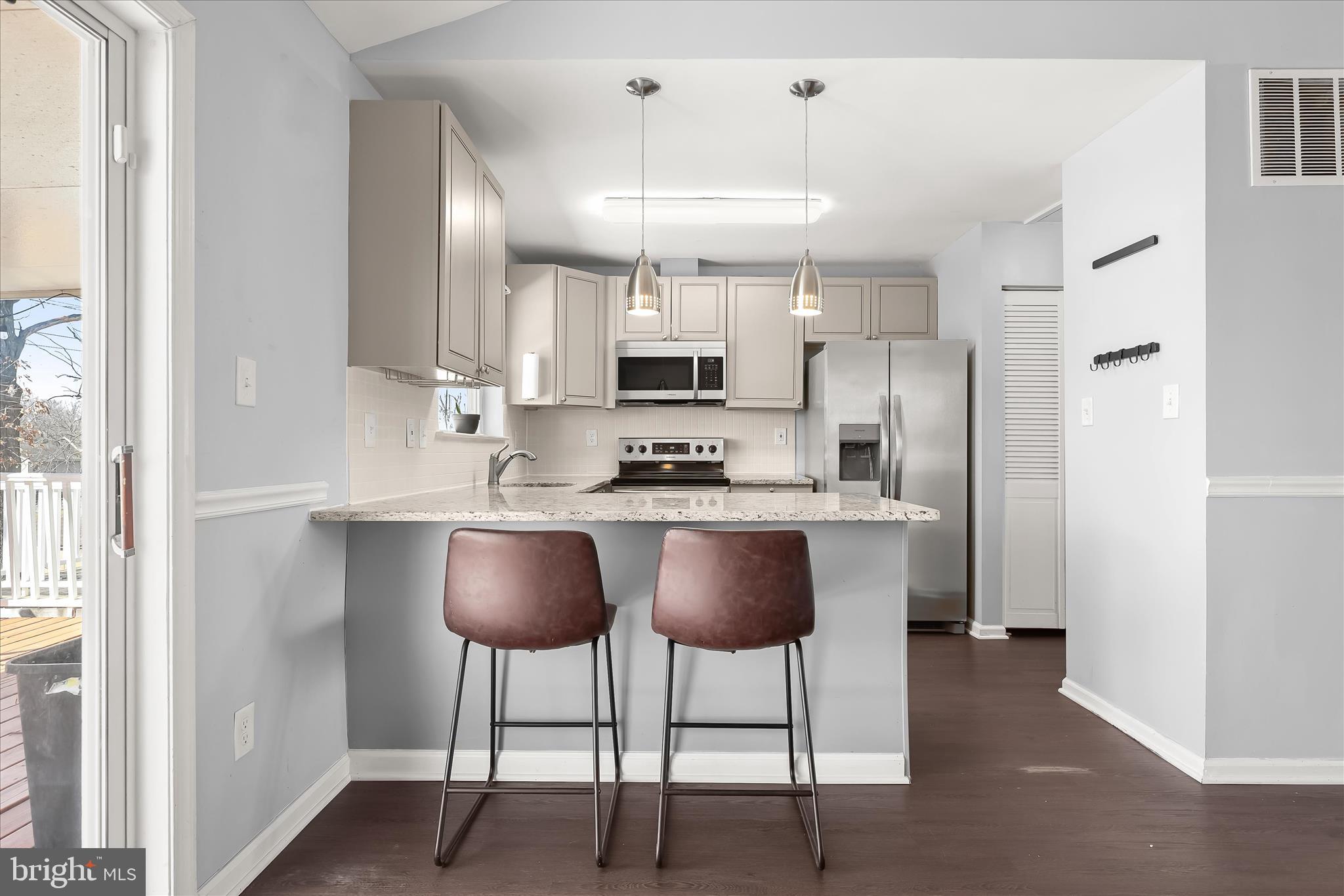 CASTLEMILL - Residential