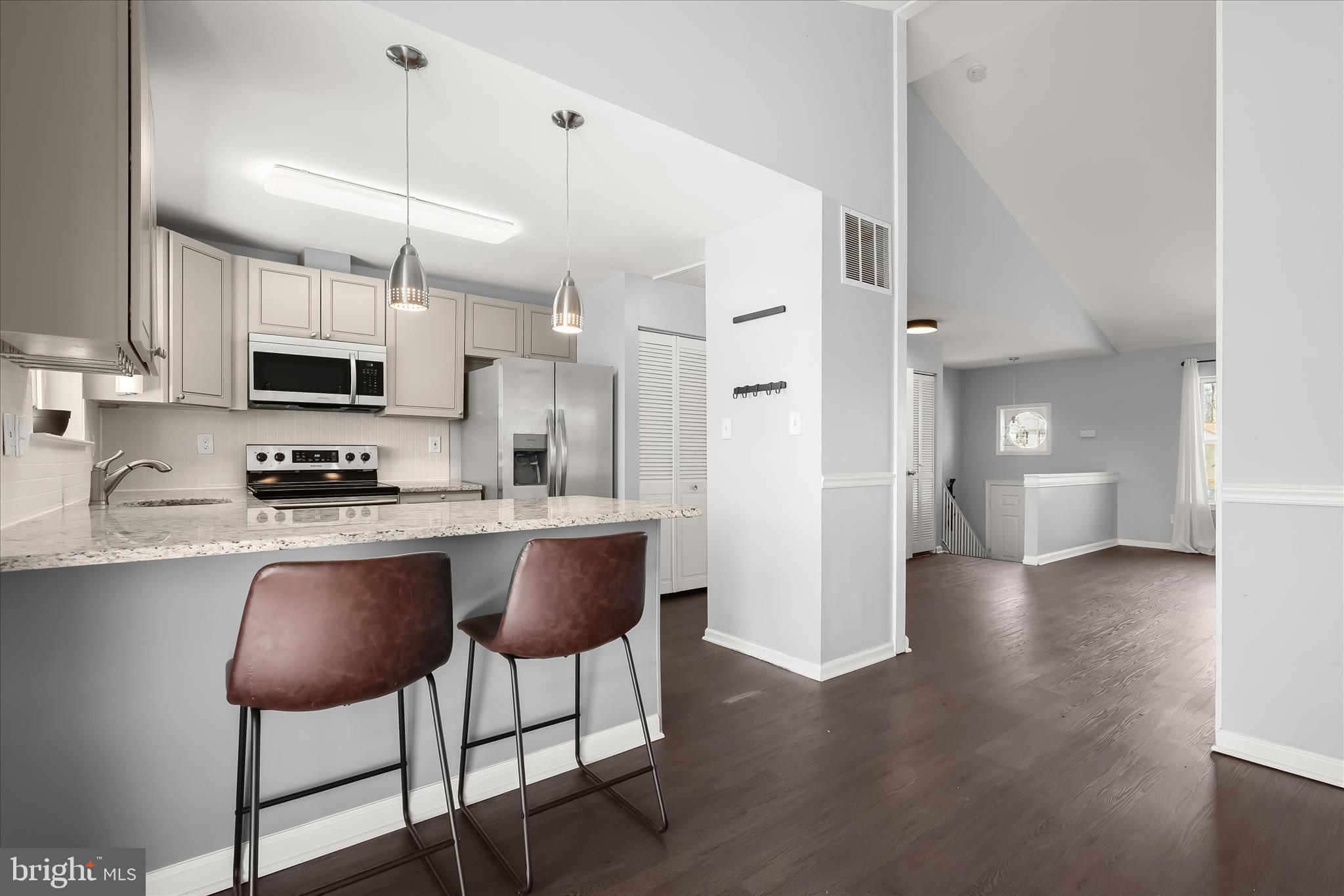 CASTLEMILL - Residential