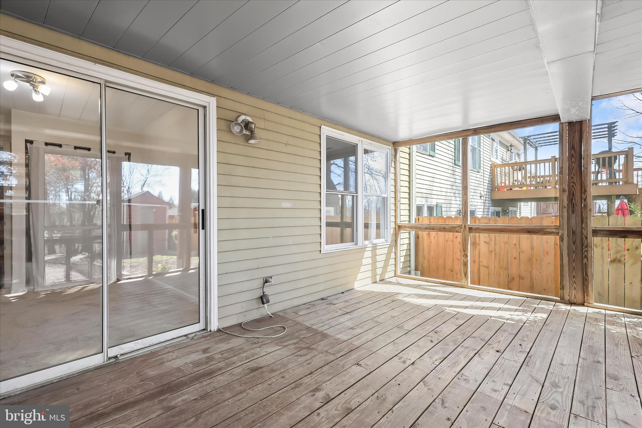 CASTLEMILL - Residential