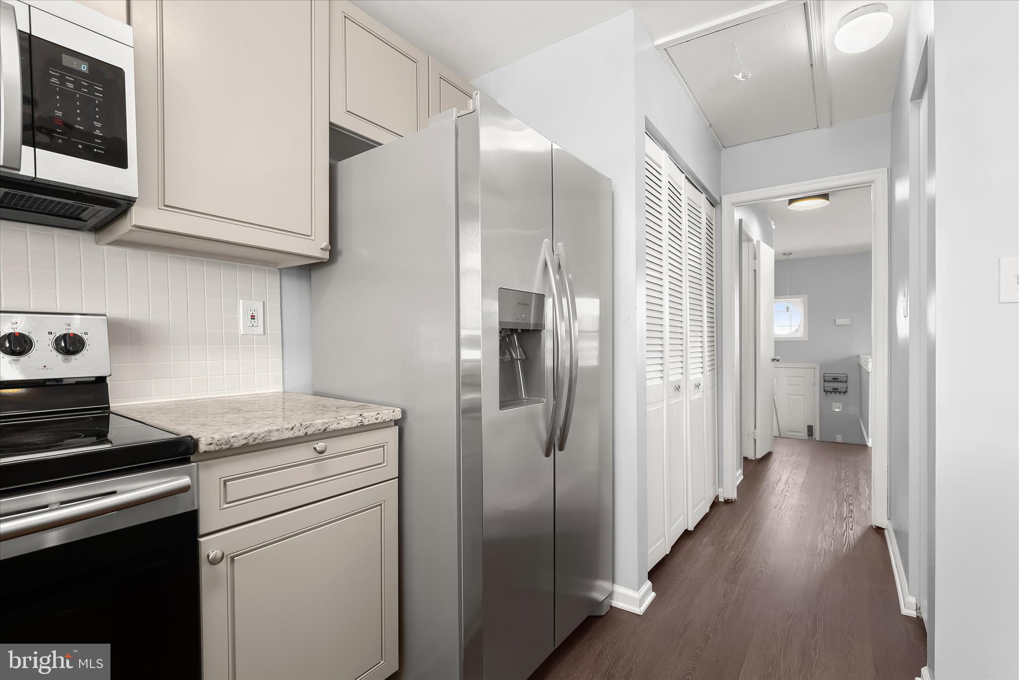 CASTLEMILL - Residential