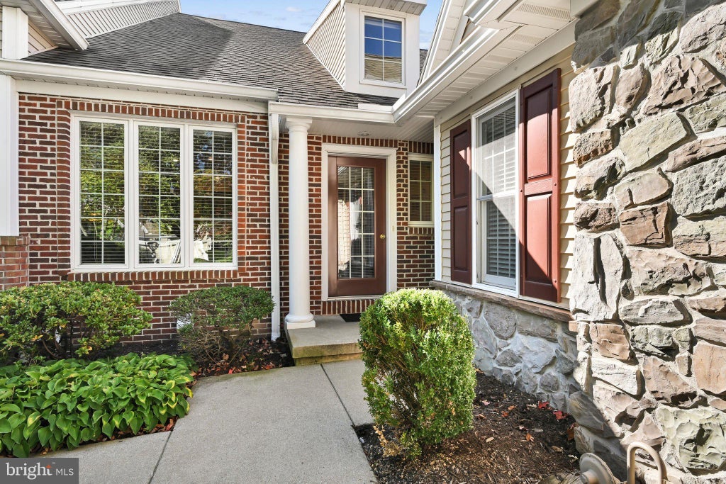 Photo of 315 Great Lawn Circle, LANCASTER, PA 17602 (MLS # PALA2096988)