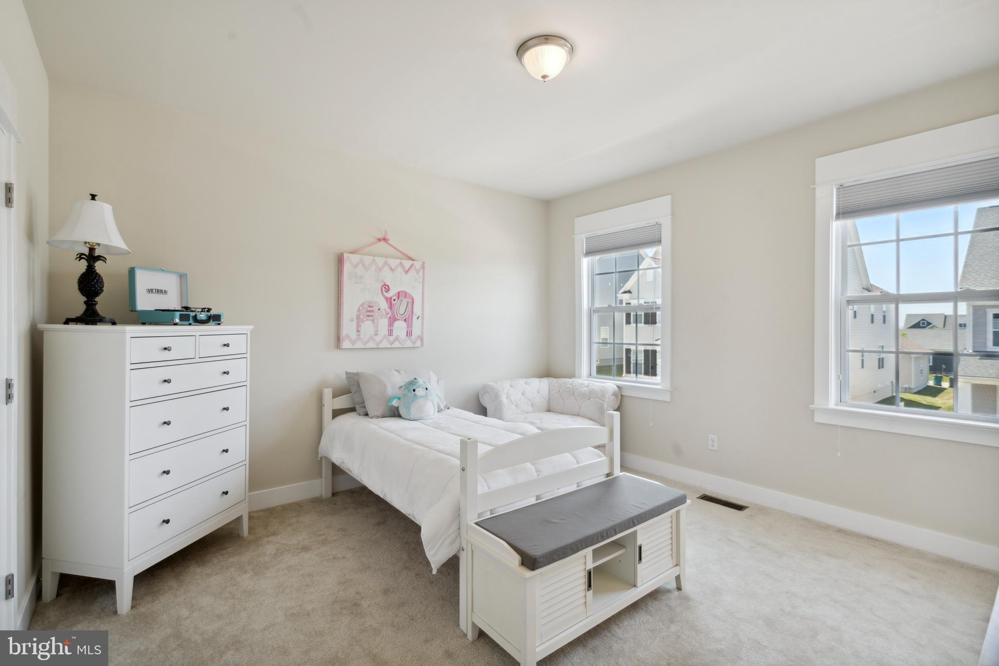 SPRING OAK - Residential