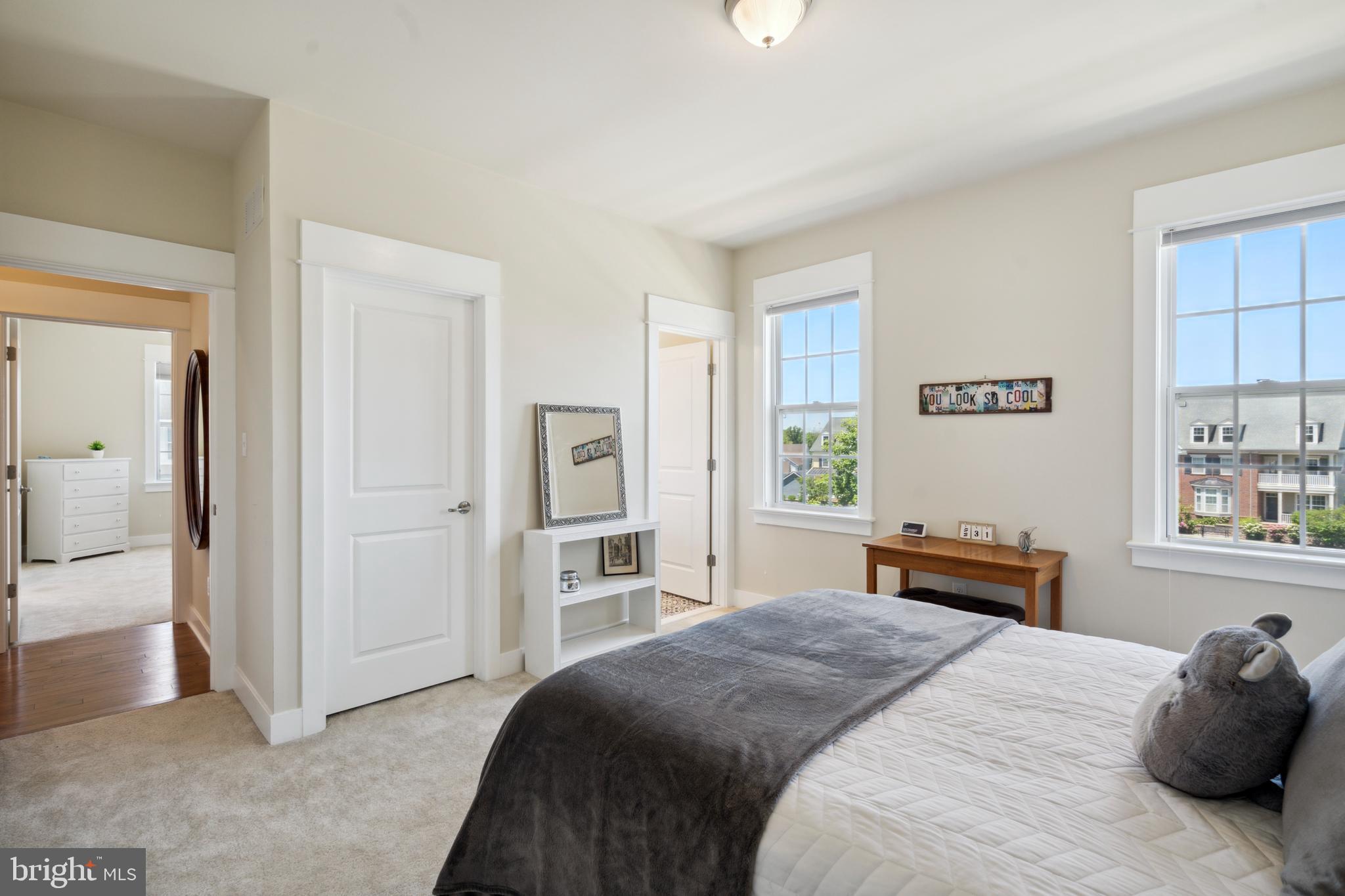 SPRING OAK - Residential