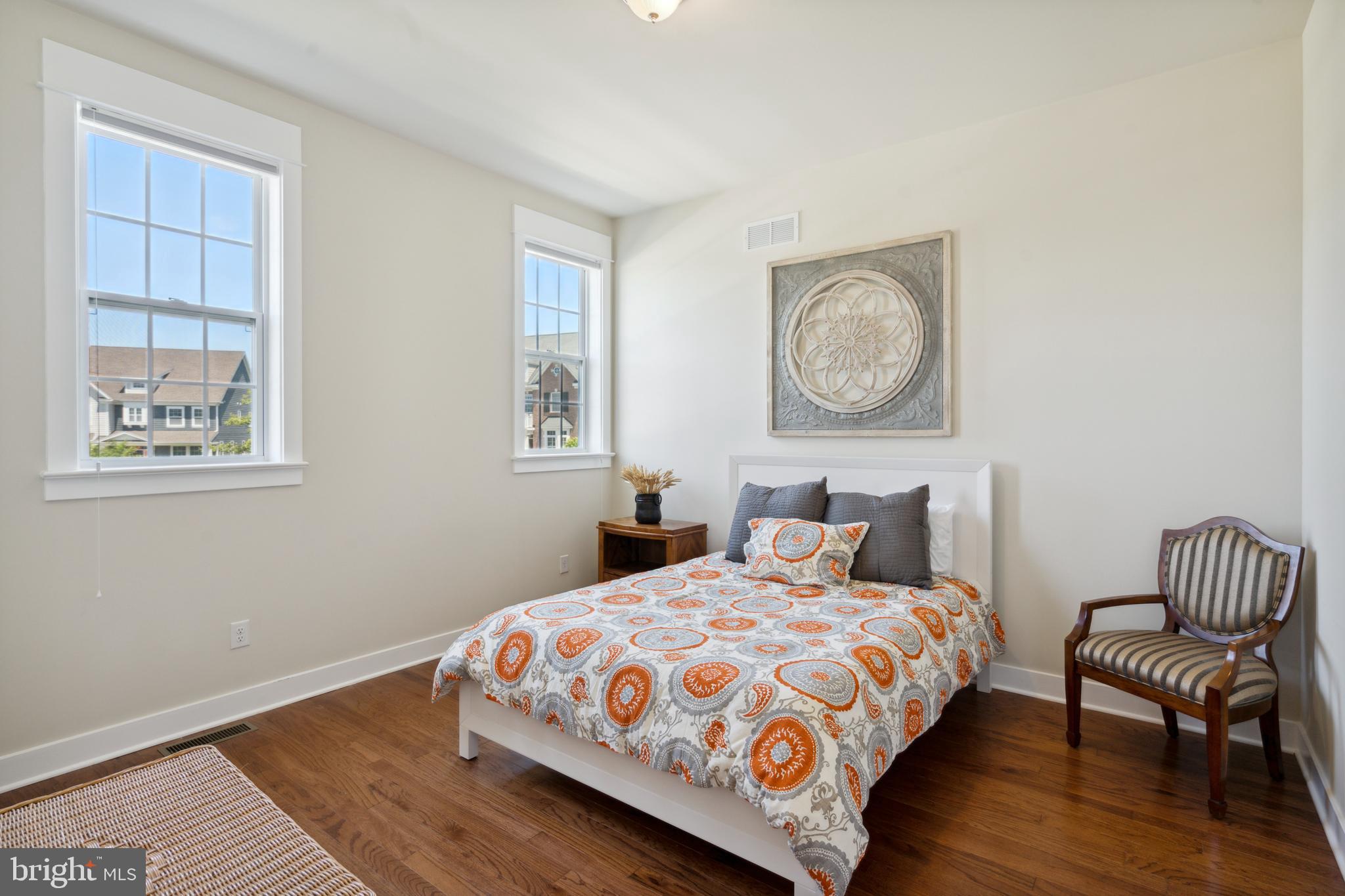 SPRING OAK - Residential