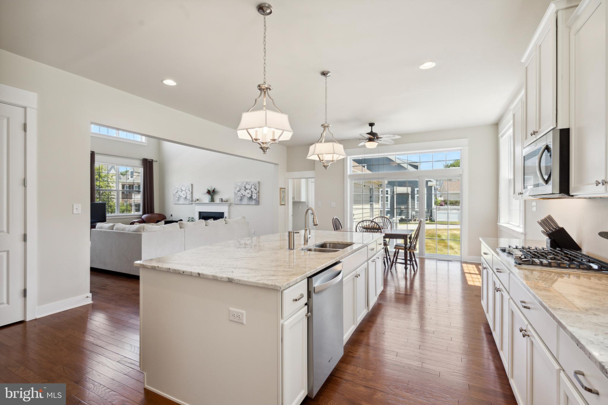 SPRING OAK - Residential